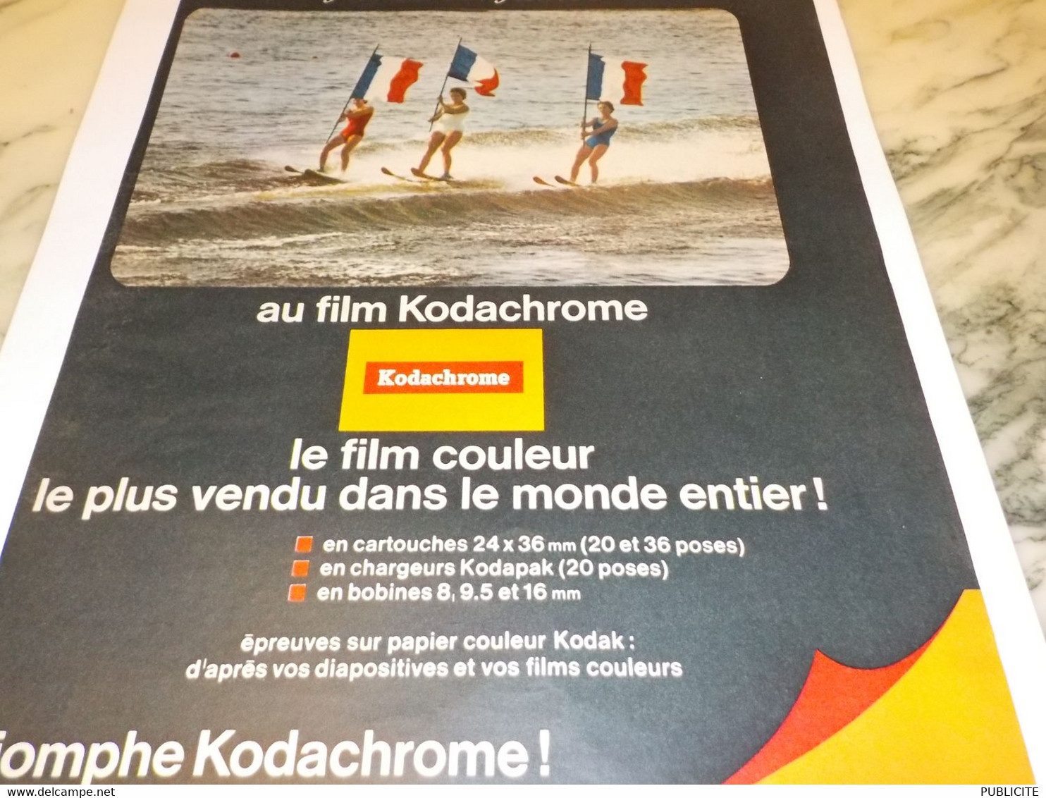 ANCIENNE PUBLICITE KODACHROME DE KODAK 1965 - Publicités