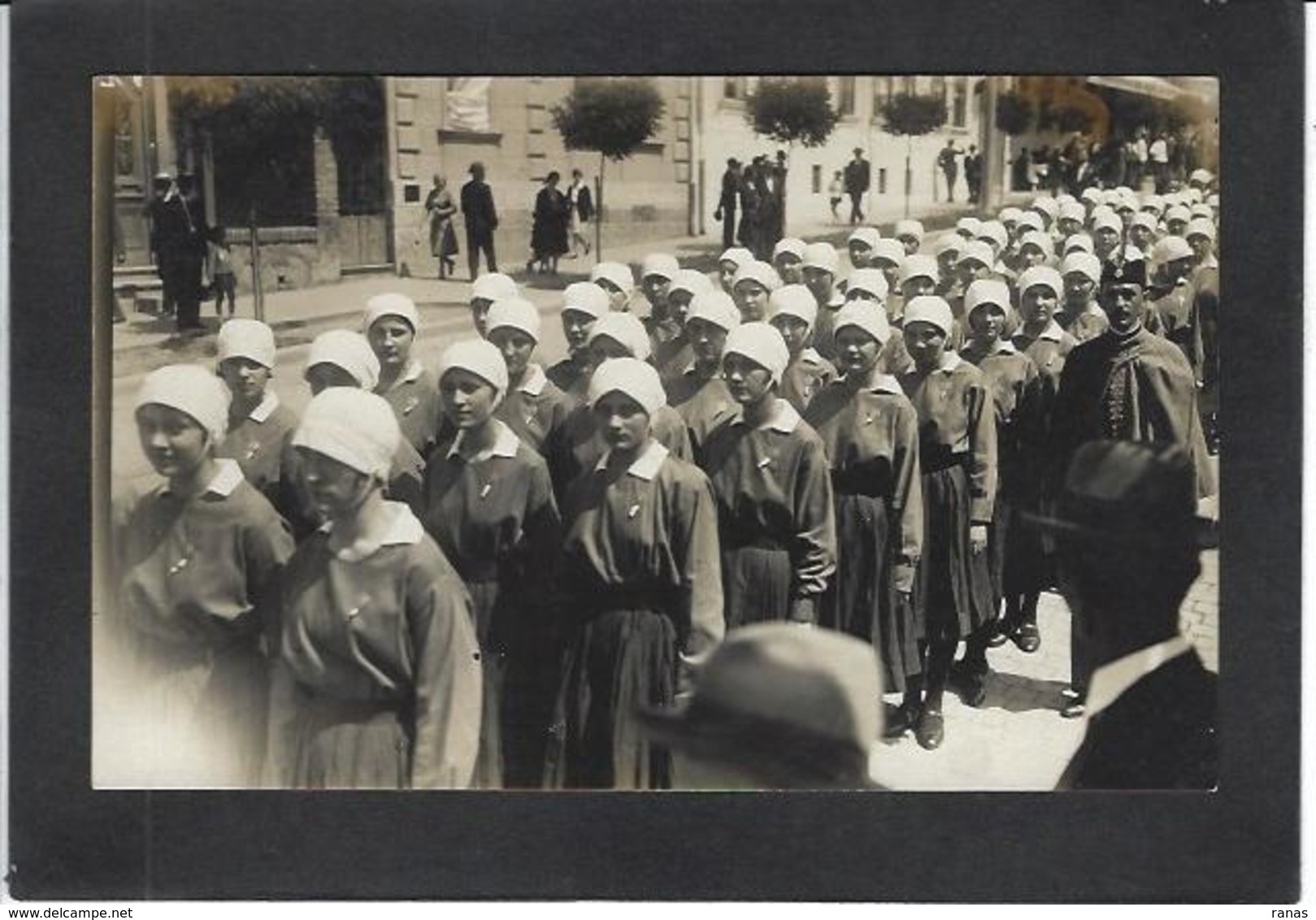 CPA A Identifier Carte Photo RPPC Rassemblement Gymnastique Croatie Serbie Hongrie Tchéquie ? Voir Scan Du Dos - Andere & Zonder Classificatie