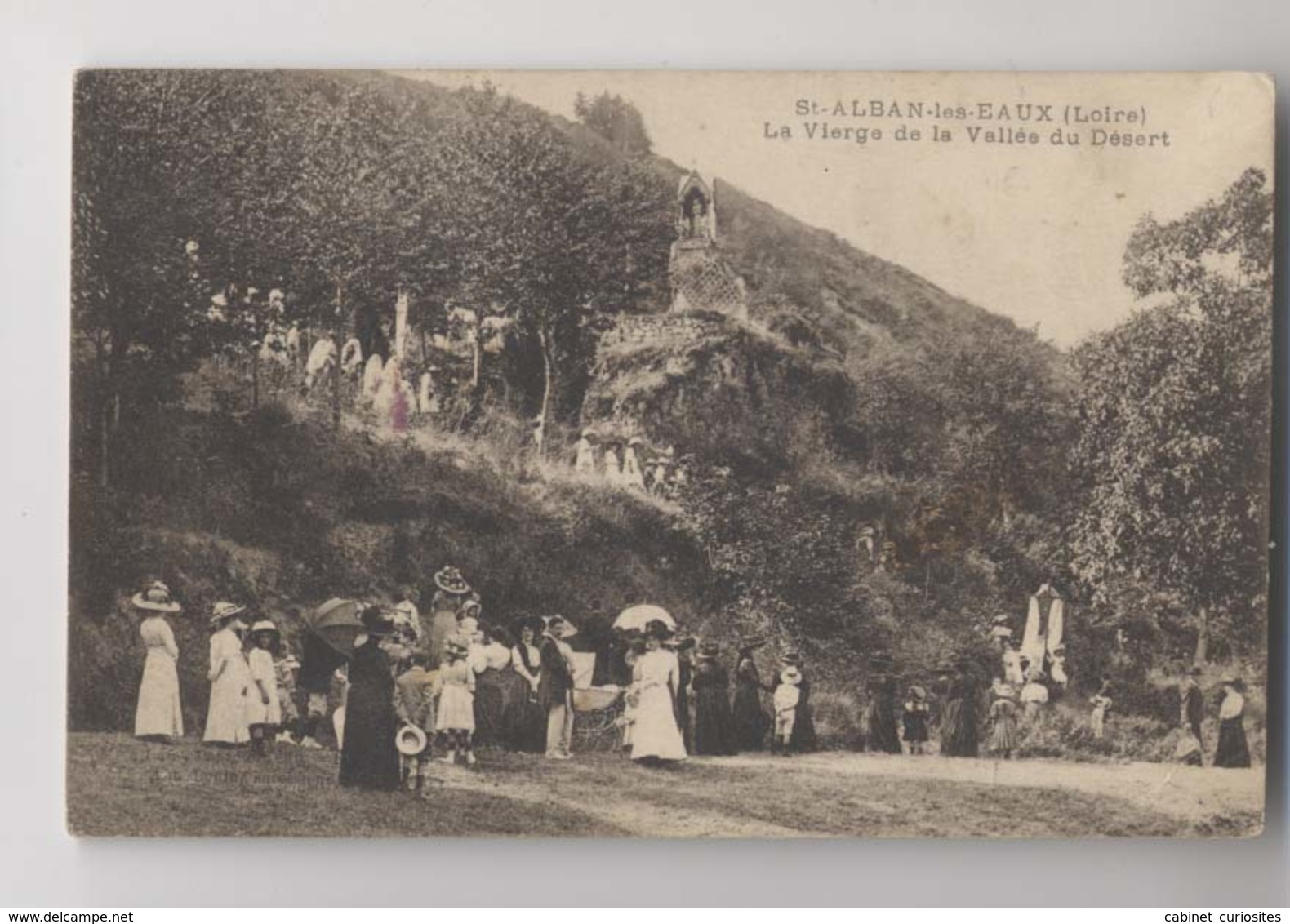 SAINT ALBAN LES EAUX ( 42 - Loire ) - La Vierge De La Vallée Du Désert - PROCESSION - Animée - St Alban Les Eaux - Andere & Zonder Classificatie