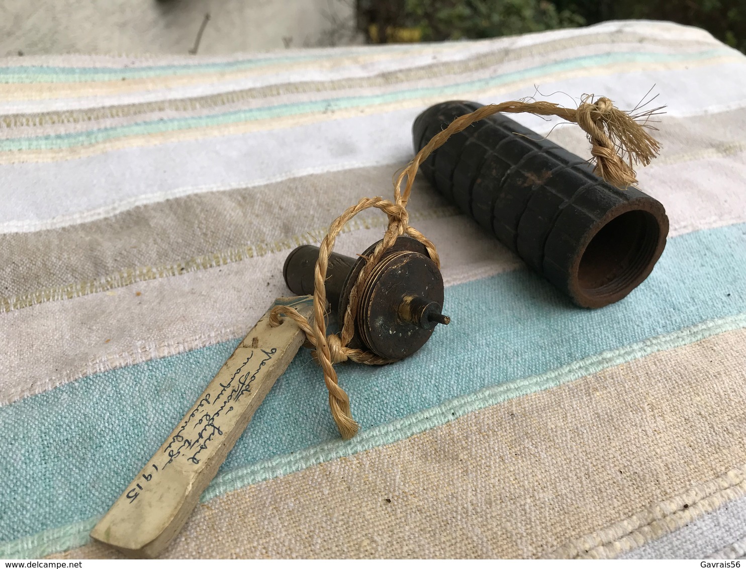 Grenade a fusil allemande manque la tige modele 1913 datée décembre 1915 hors de fonction et vide objet de collection