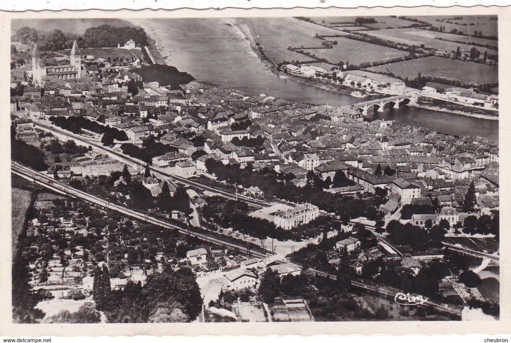 71 TOURNUS . RARETE.  VUE AÉRIENNE. ANNEE 1948 + TEXTE - Autres & Non Classés