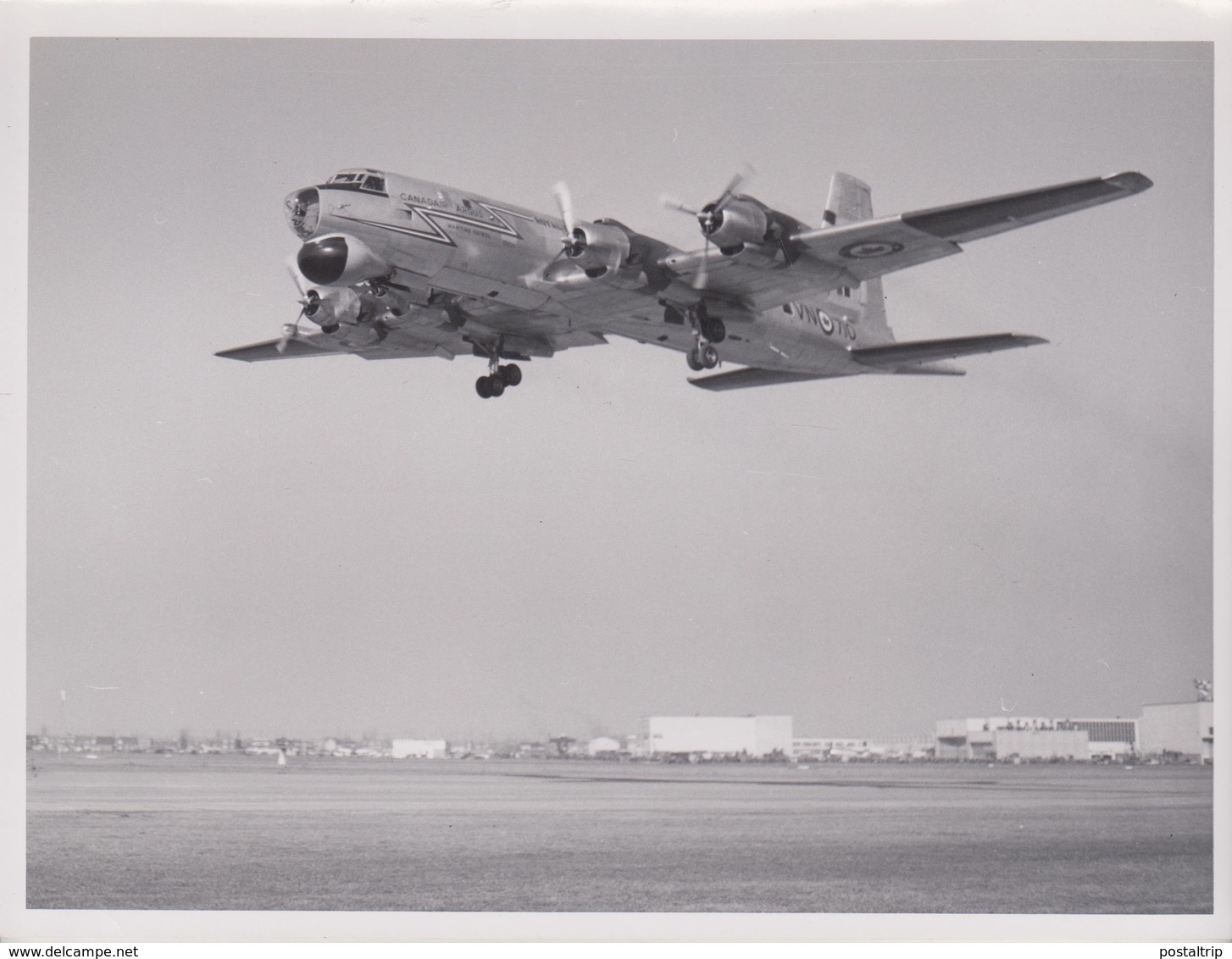 CANADAIR ARGUS MONTREAL    22 * 16 CM Canadair CP-107 Argus (CL-28), Royal Canadian Air Force (RCAF) - Aviation