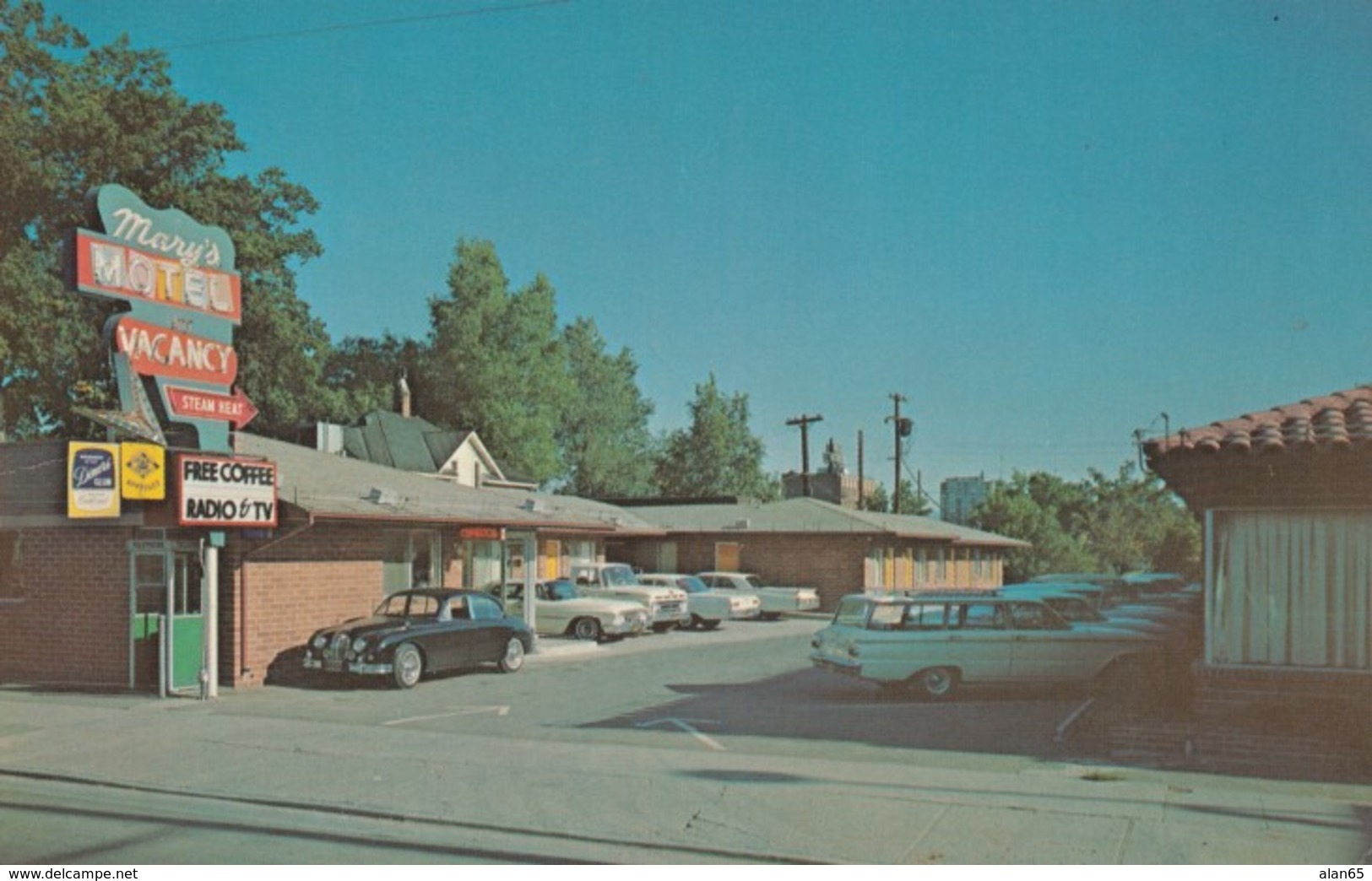 Reno Nevada, Mary's Motel, Lodging, Autos, Jaguar Sedan, C1960s Vintage Postcard - Reno