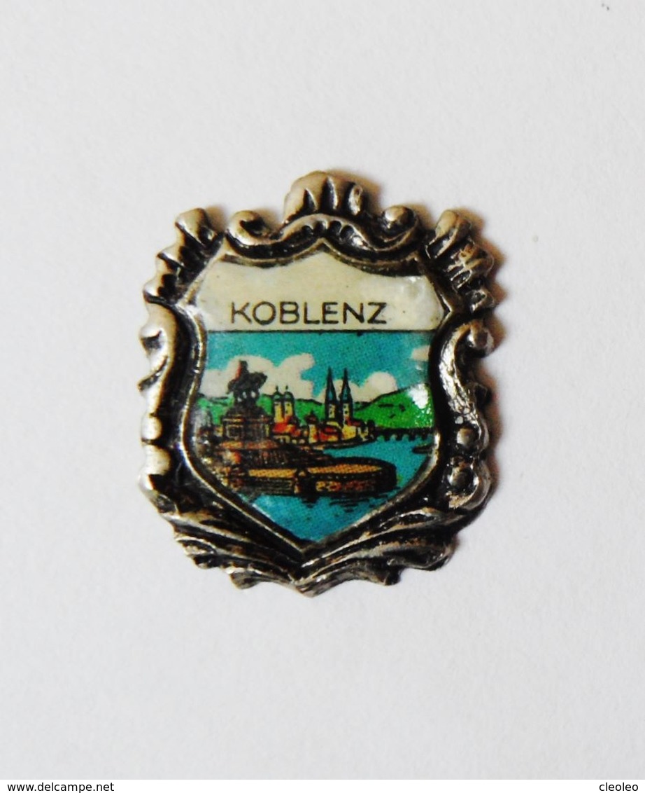 Pin's BLASON Koblenz - Cities