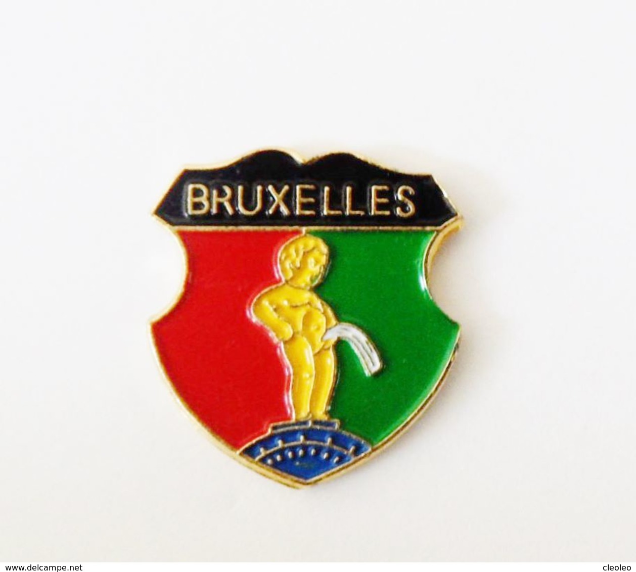 Pin's BLASON Bruxelles Mannekenpis - Villes