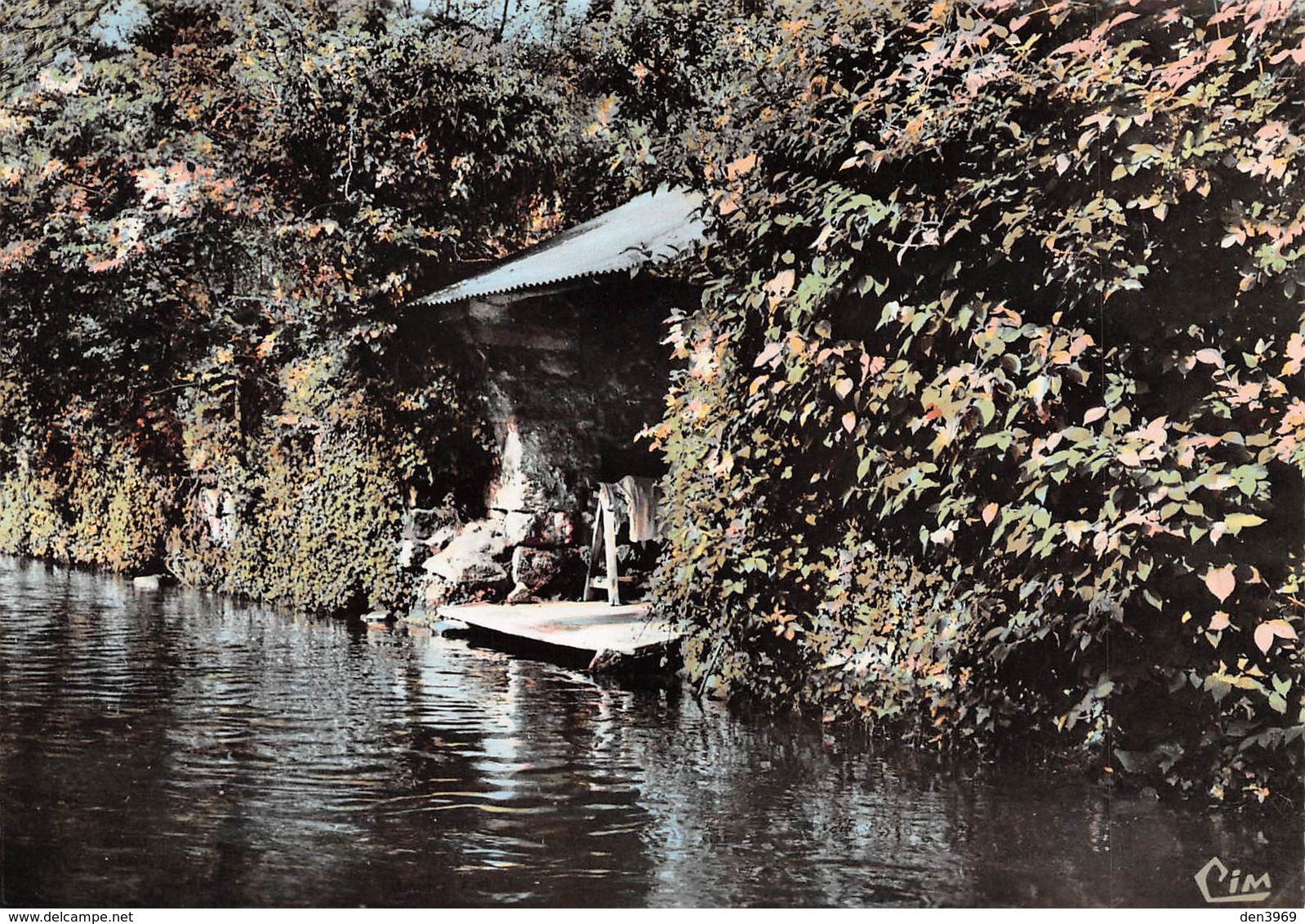 Nesles-la-Vallée - Le Sausseron - Lavoir !? - Nesles-la-Vallée