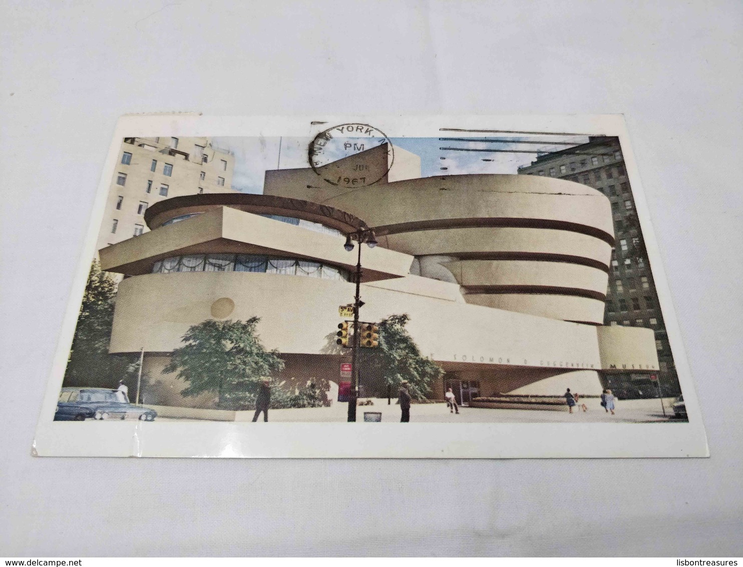 VINTAGE POSTCARD UNITED STATES THE SOLOMON R. GUGGENHEIM MUSEUM CIRCULATED 1967 - Musées