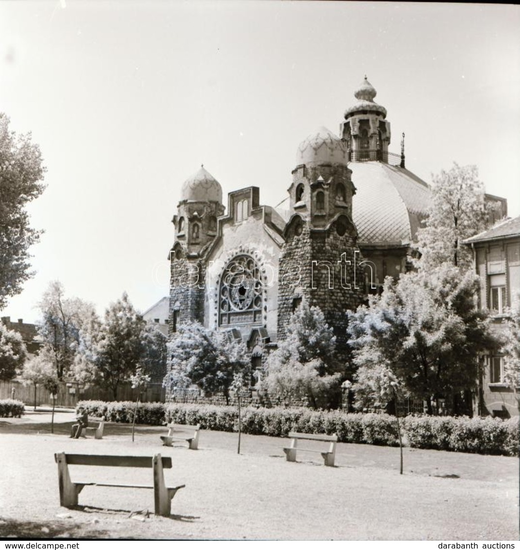 Cca 1965 Budapest, X. Kerület, Kőbánya - Várostörténeti Szempontból érdekes Felvételek, 17 Db Vintage Negatív, 6x6 Cm - Autres & Non Classés