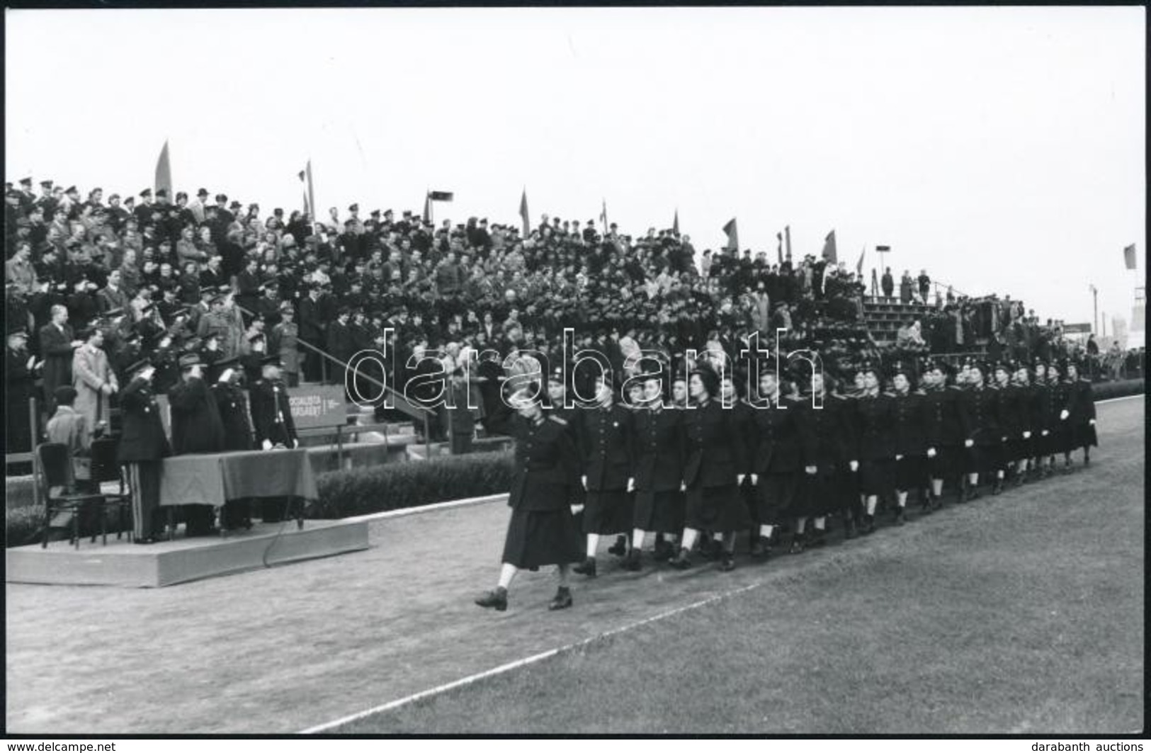 1952 Szocialista Tisztavatási ünnepély, Későbbi Előhívás, 11,5×18 Cm - Autres & Non Classés
