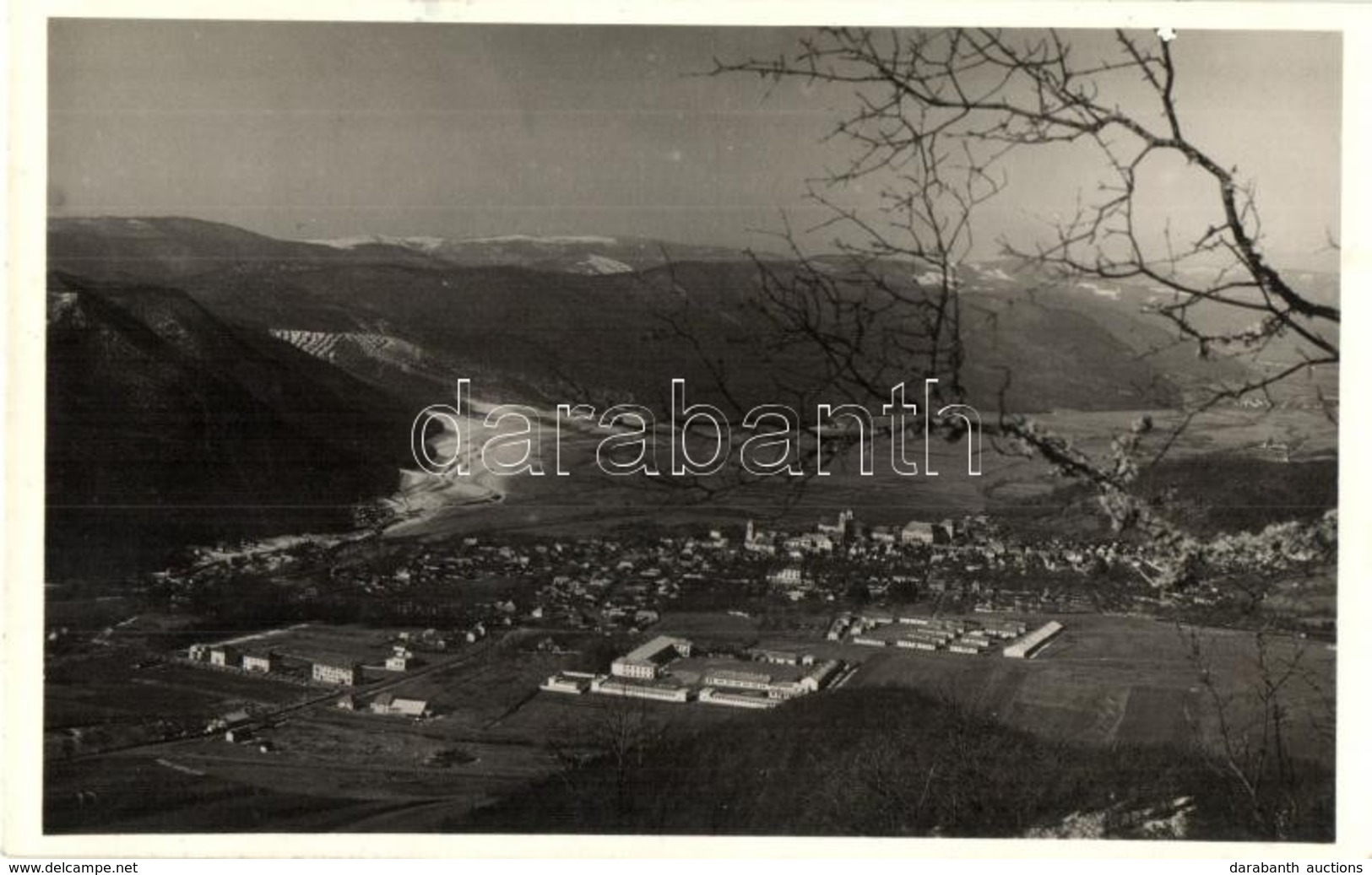 T2 Jolsva, Jelsava; Látkép A Laktanyával. Kiadja Neubauer Lajos Fényképész / General View With Military Barracks - Unclassified