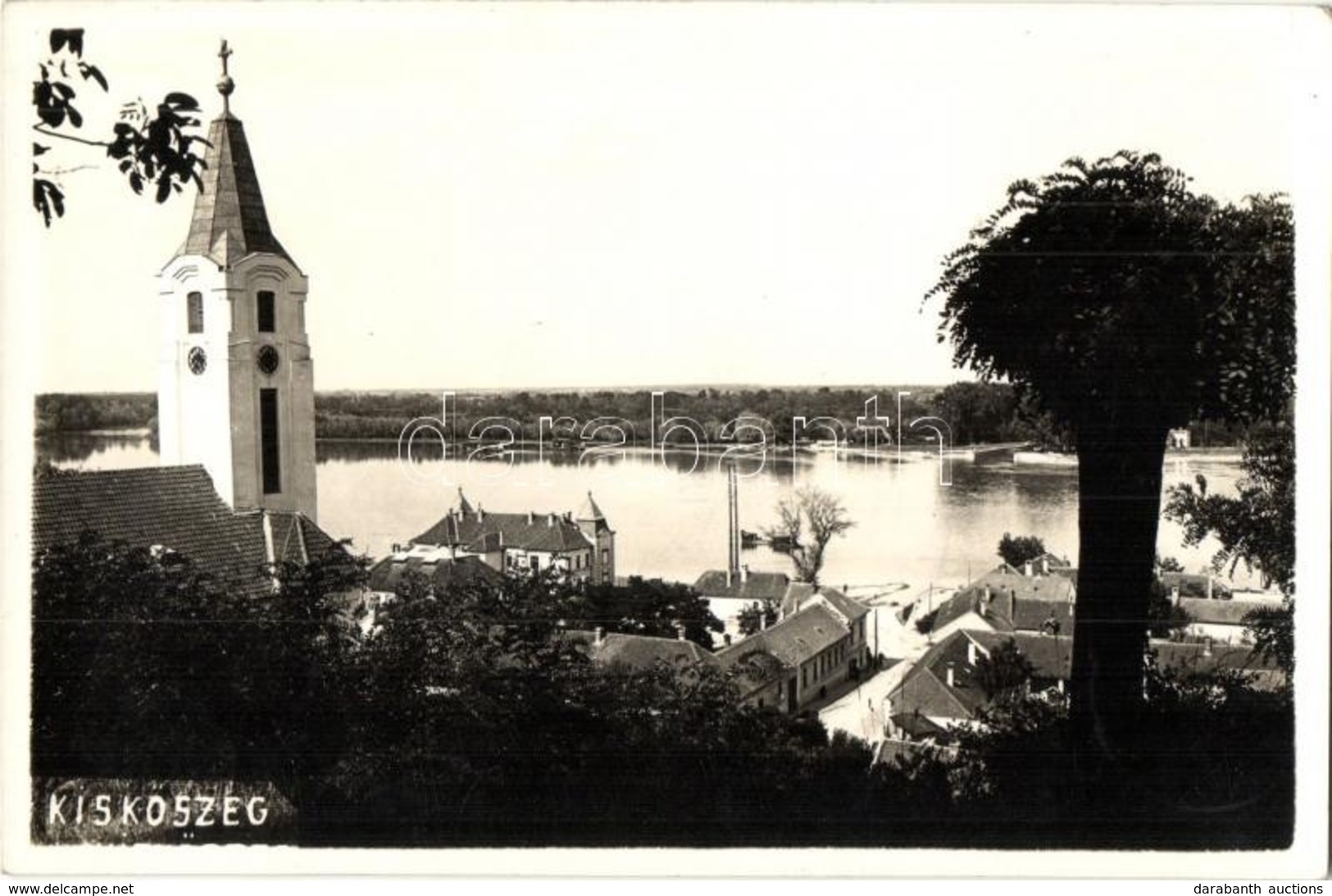 T2 1941 Kiskőszeg, Batina (Darázs, Draz); Templom / Church. Photo - Non Classés