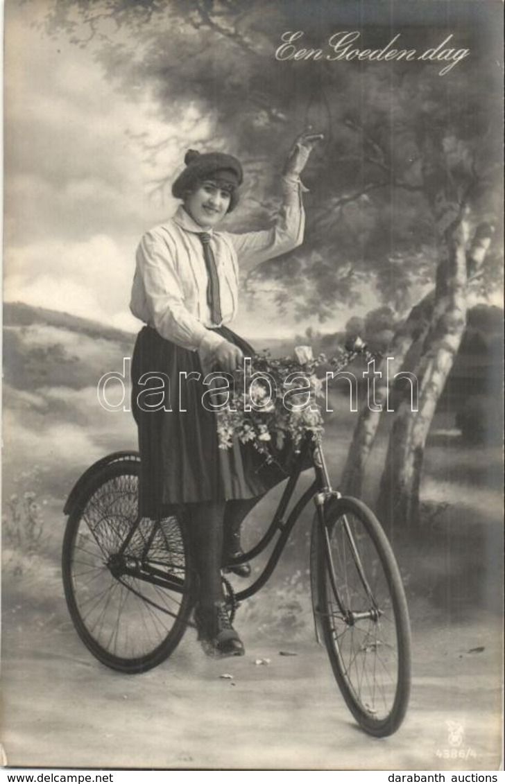 ** T1 Een Goeden Dag / A Good Day. Lady On Bicycle - Unclassified