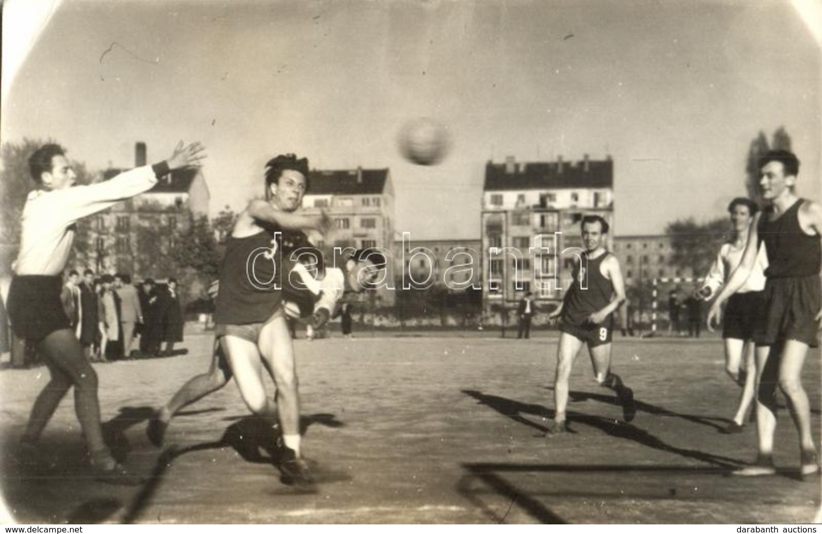 * T2/T3 1953 Haladás Jogi Kar - Lenin Intézet Kézilabda Meccse / Hungarian Handball Match. Photo (EK) - Non Classés