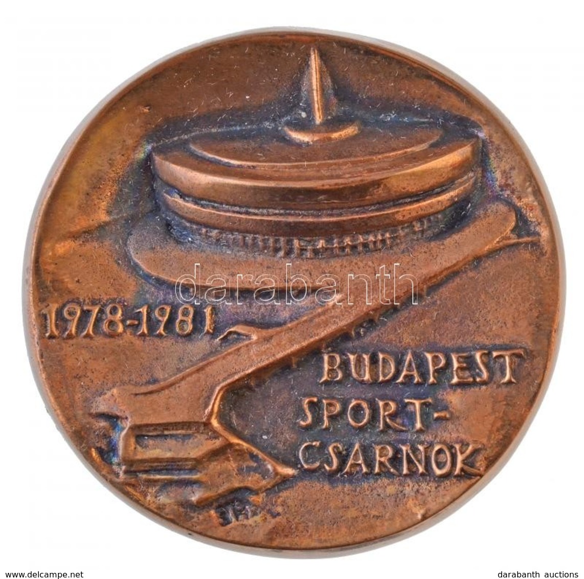 1981. 'Budapest Sportcsarnok 1978-1981' Br Emlékplakett, Sérült Műanyag Tokban. Szign.:BH(?) (77,5mm) T:2 - Ohne Zuordnung