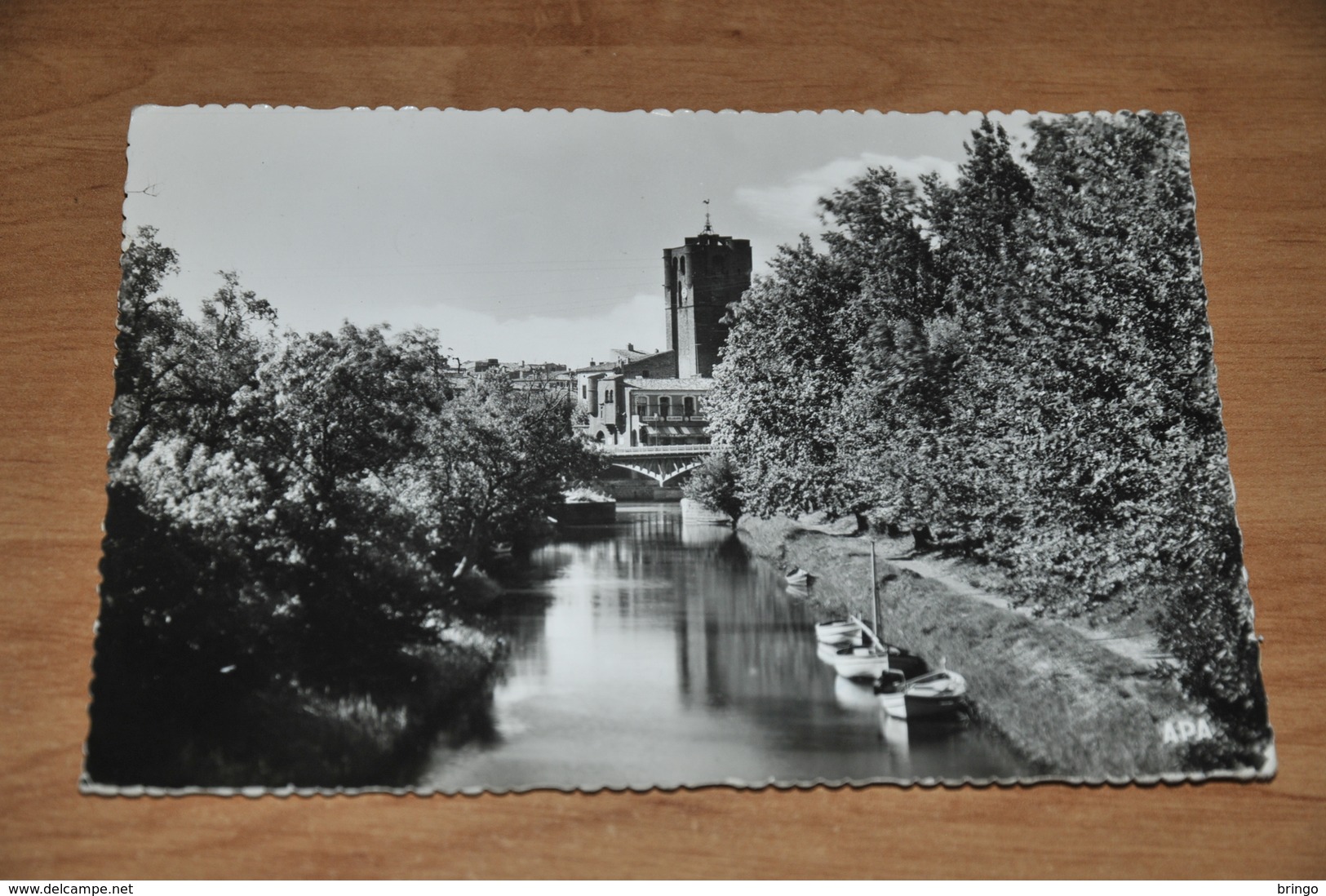 8042-   AGDE, PERSPECTIEF SUR LA CATHEDRALE - Agde