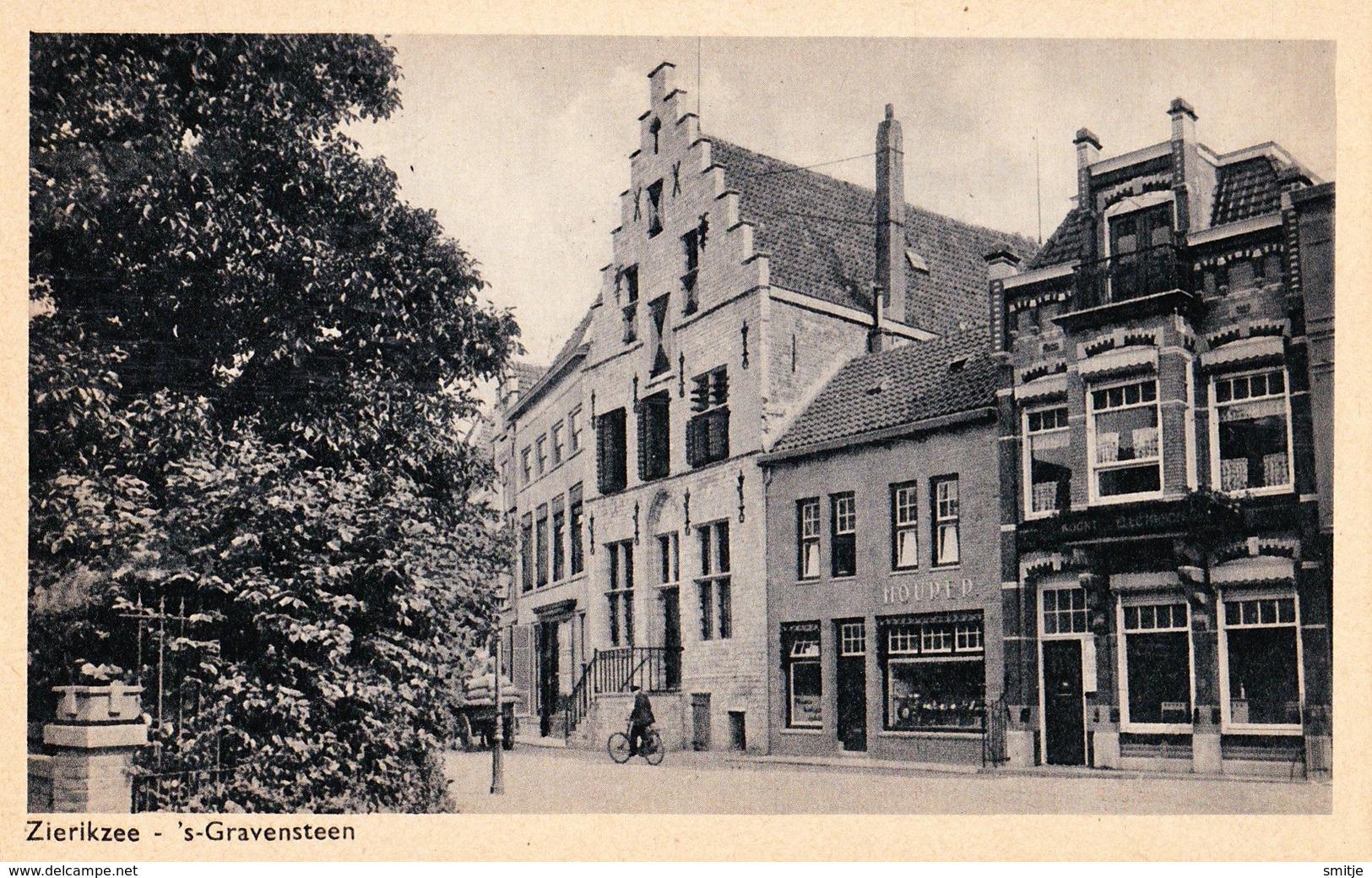 ZIERIKZEE JAREN '30 'S-GRAVENSTEEN WINKEL FIETSER - Zierikzee