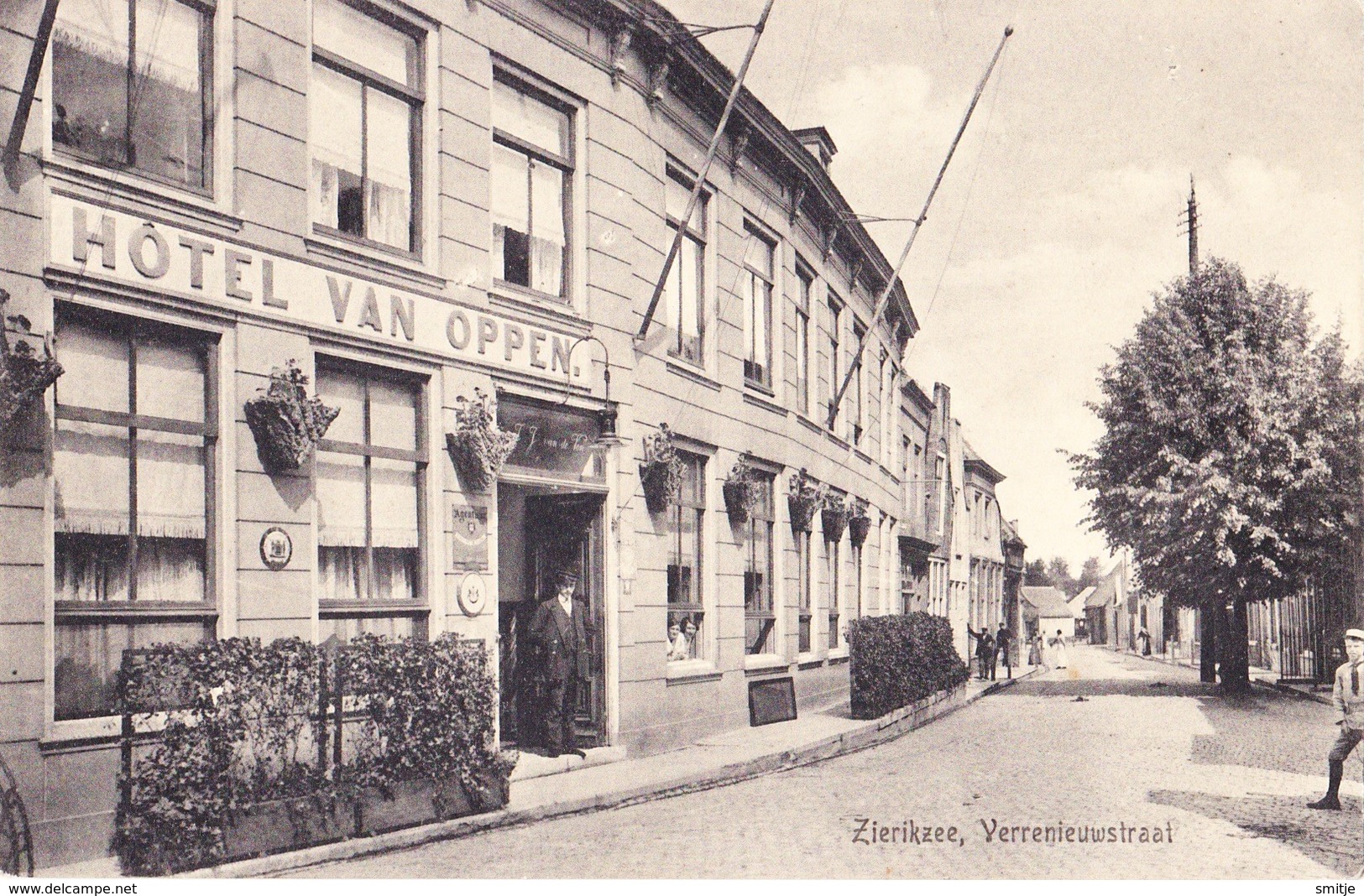 ZIERIKZEE JAREN '10 VERRENIEUWSTRAAT MET HOTEL VAN OPPEN - Zierikzee