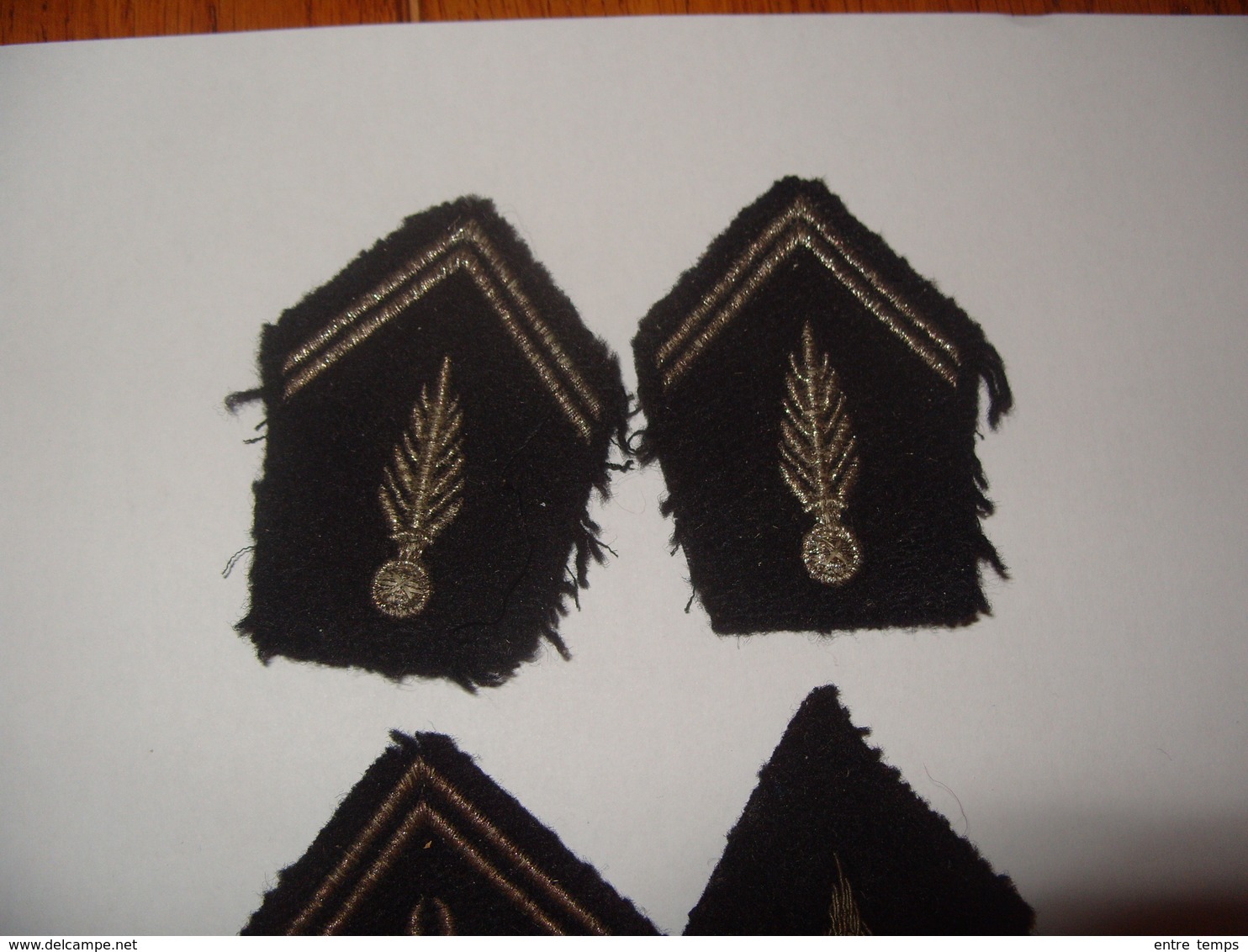 Broderie Col De Veste Gendarme Gendarmerie - Patches