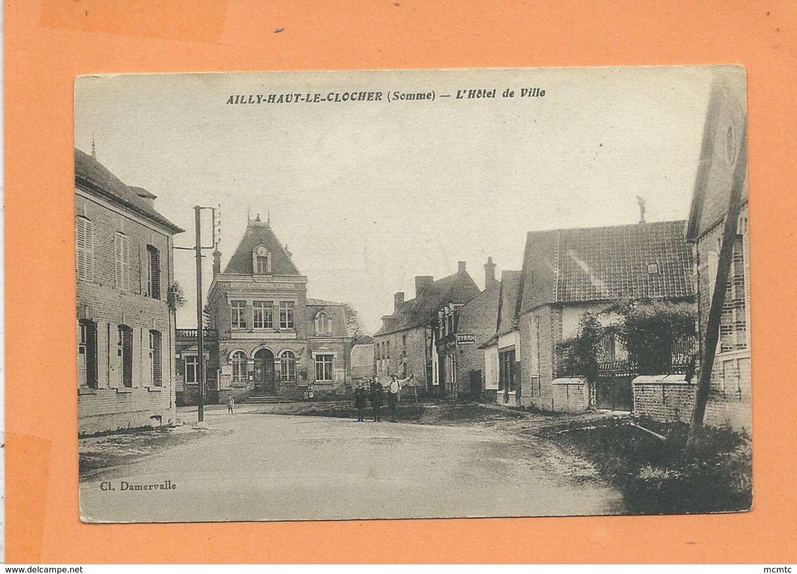 CPA  Abîmée  - Ailly Le Haut Clocher  -(Somme) - L'Hôtel De Ville - Ailly Le Haut Clocher