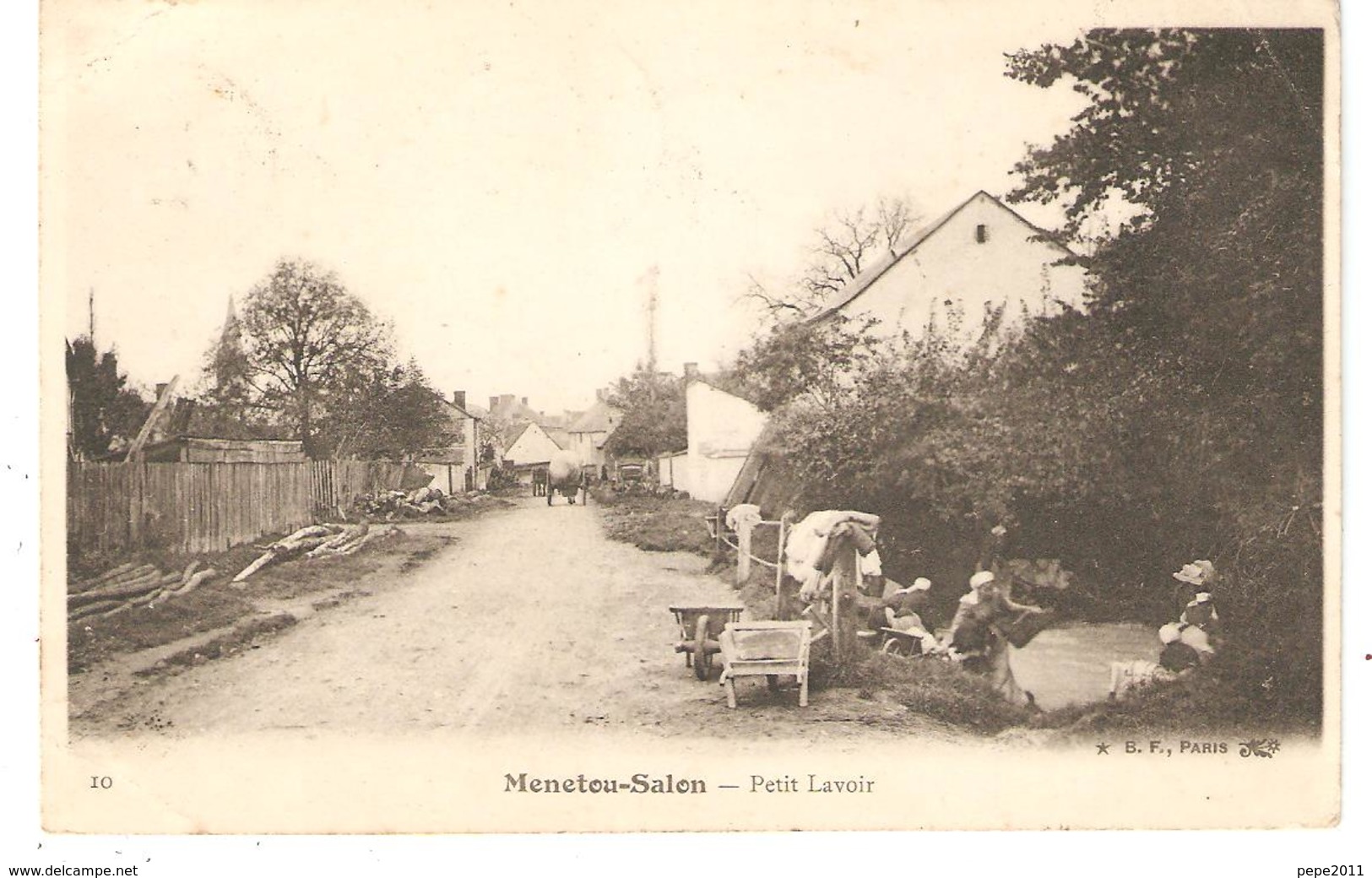 CPA 18 MENETOU - SALON - Petit Lavoir - Lavandières - Autres & Non Classés