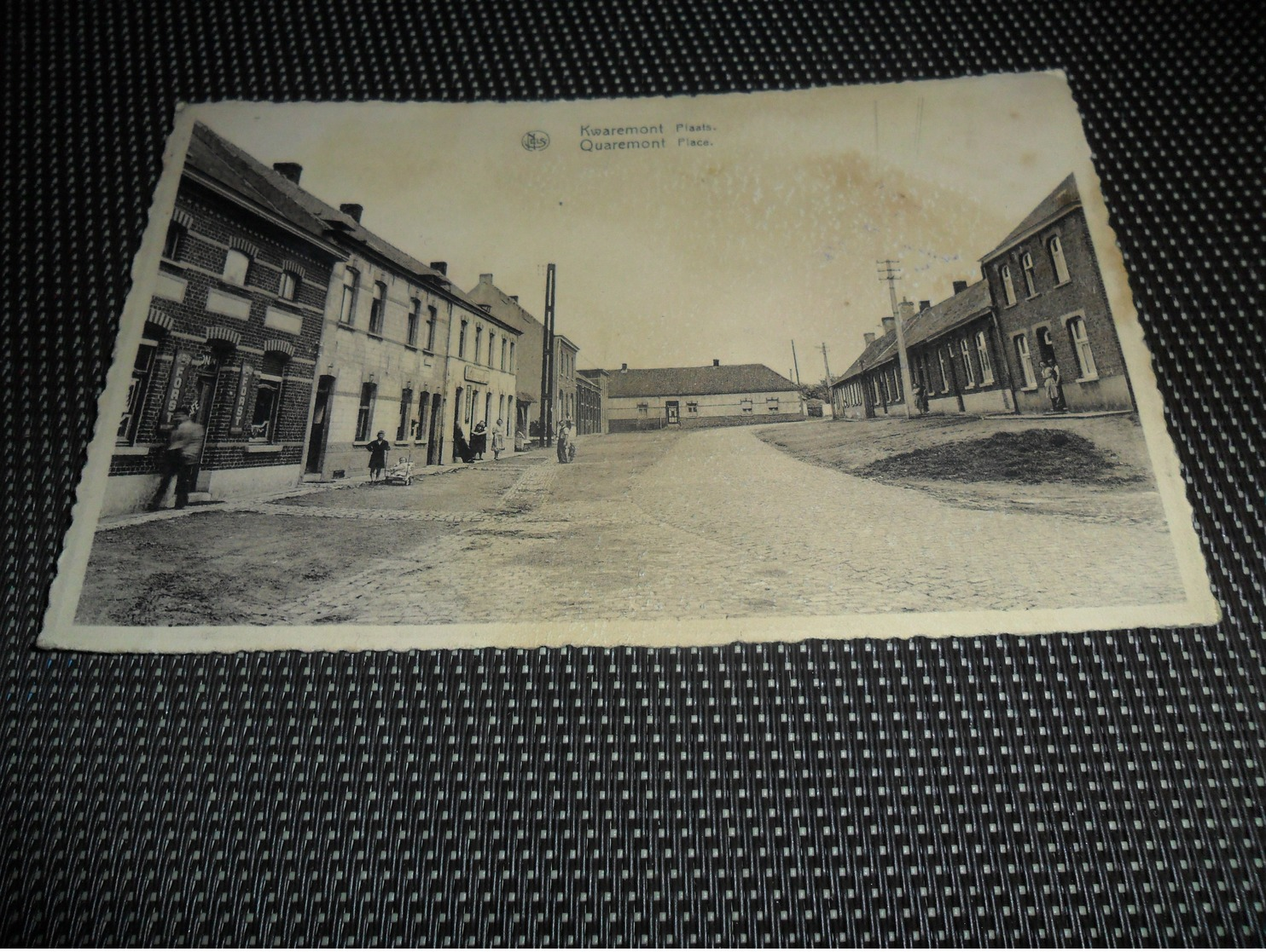 Quaremont  Kwaremont  Place   Plaats - Mont-de-l'Enclus