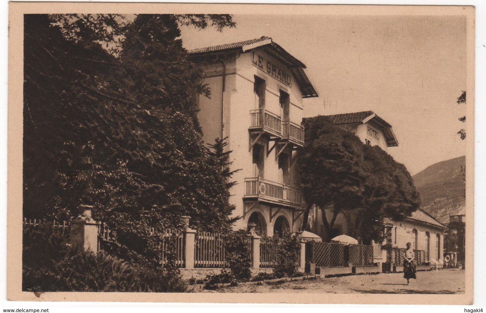 CPA 04 : 94 - SAINT-ANDRE-les-ALPES - Le Grand Hôtel - Ed. Yvon à Paris - - Otros & Sin Clasificación