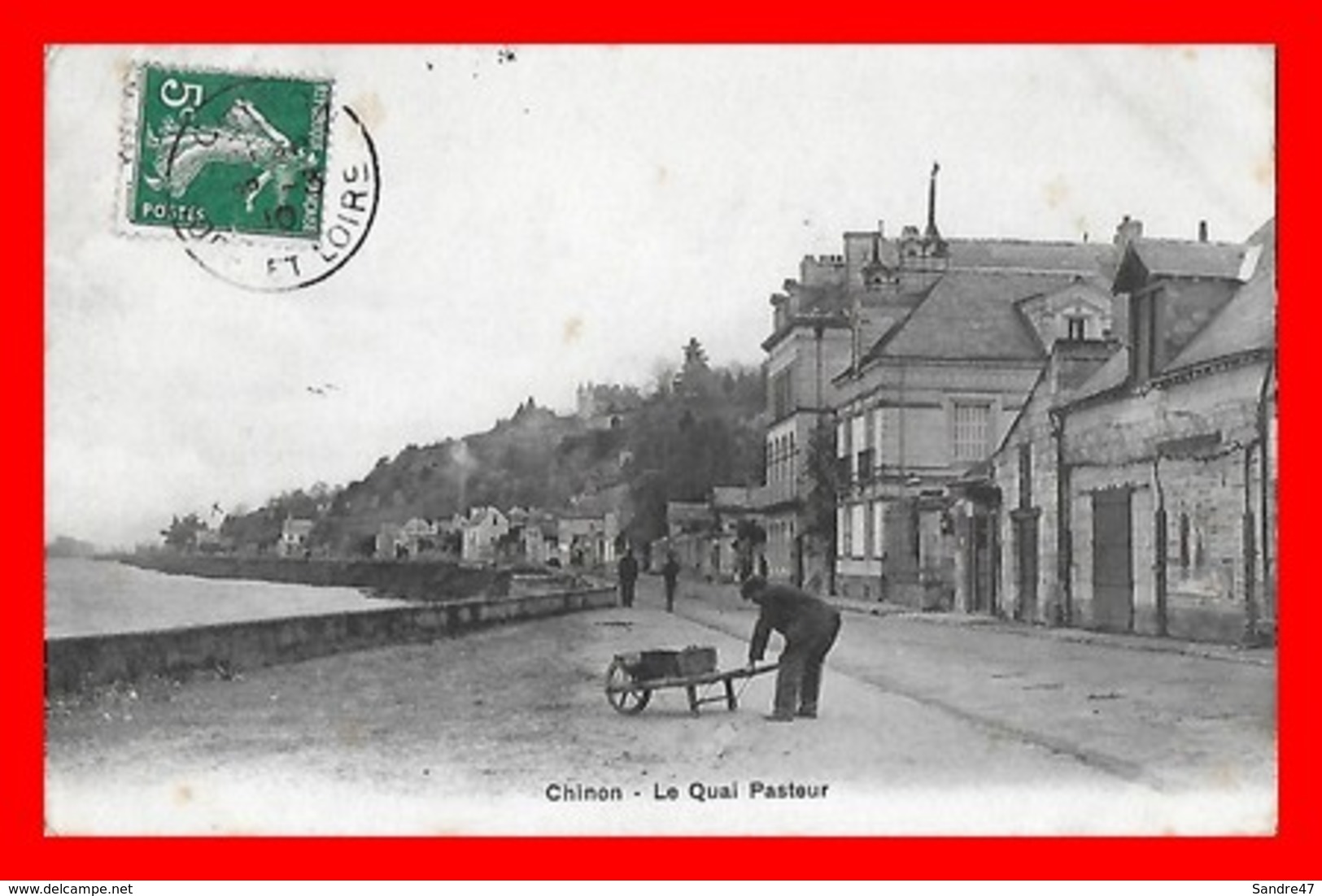 CPA (37) CHINON.  Le Quai Pasteur, Animé, Brouette...I0727 - Chinon