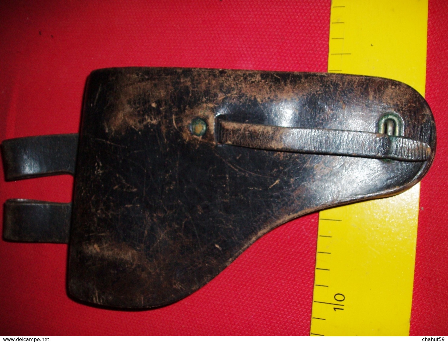 ANCIEN ETUI En CUIR De GENDARMERIE Ou De L'ARMEE (a Confirmer). - Sammlerwaffen