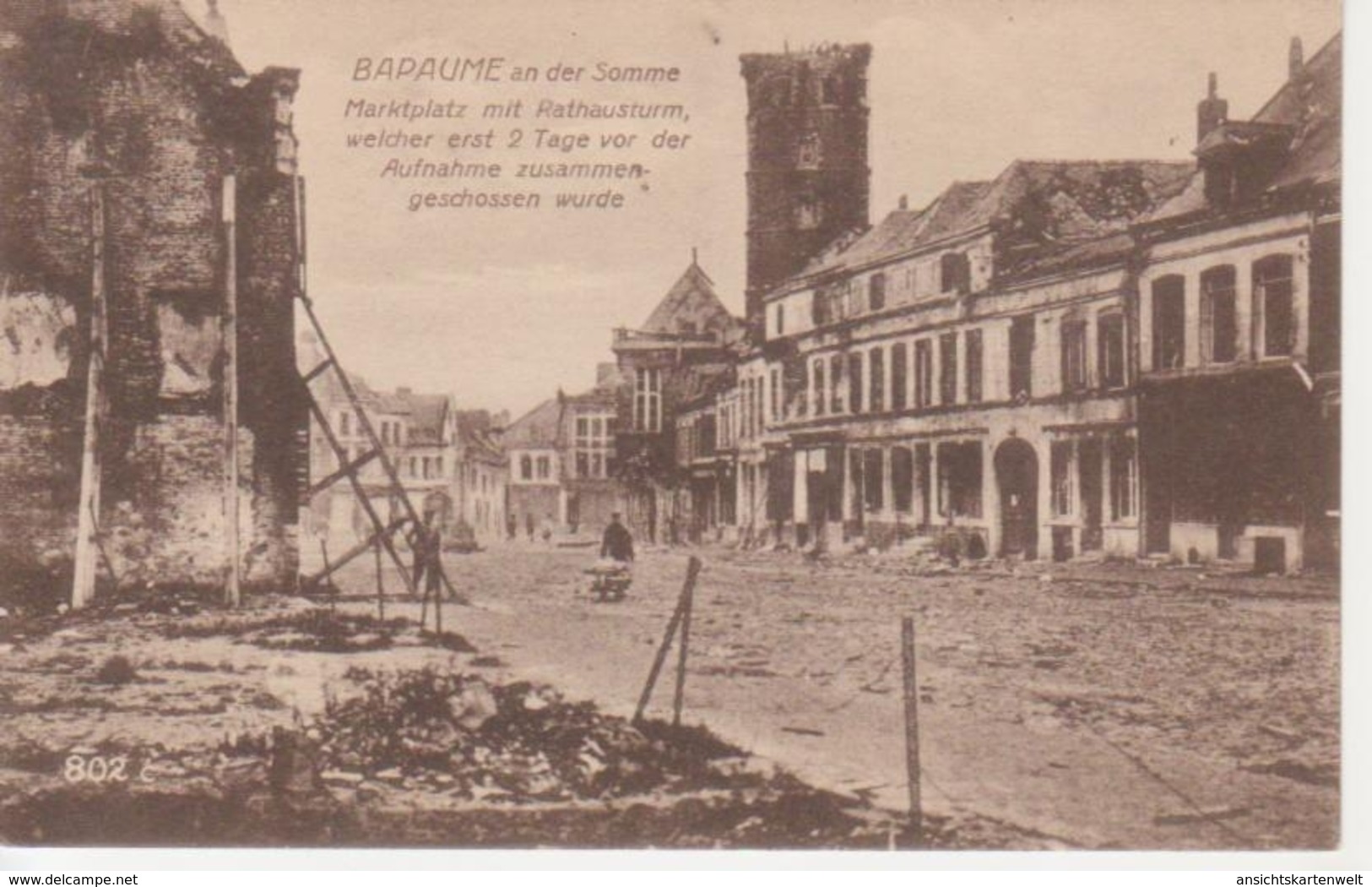Bapaume/Somme Marktplatz Rathausturm Ngl #200.934 - Autres & Non Classés