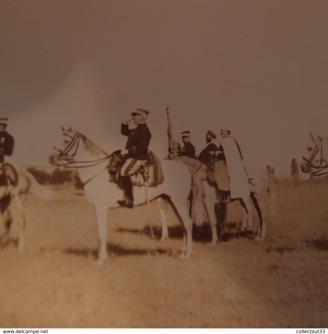 Photo Originale Militaria Maroc Vers 1910 Autorités à Cheval Général Lyautey ? - Guerre, Militaire