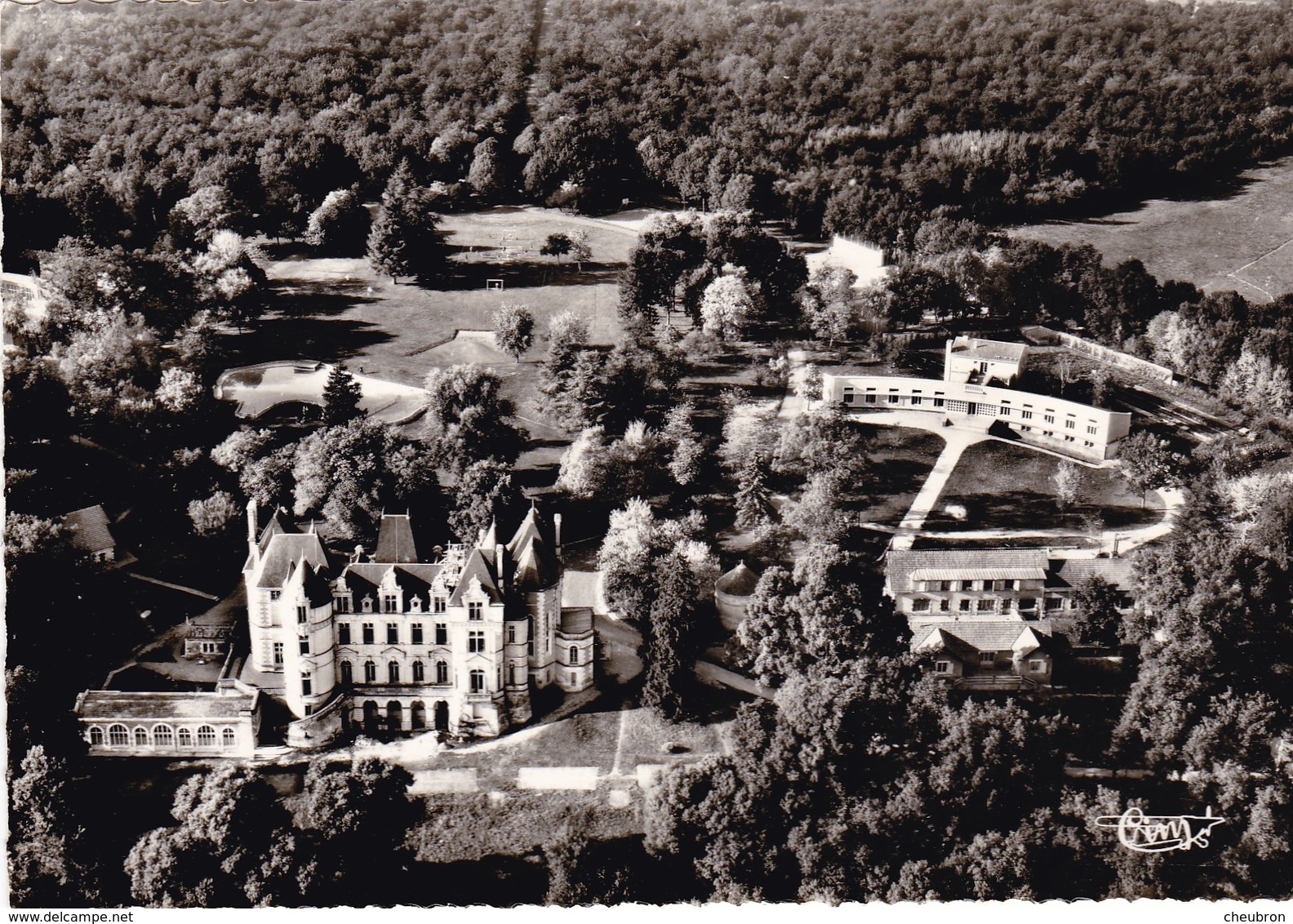 86. VOUNEUIL SOUS BIARD. VUE AERIENNE. CHÂTEAU DE BOIVRE. CENTRE RÉGIONAL D’ÉDUCATION PHYSIQUE ET SPORTIVE - Vouneuil Sous Biard