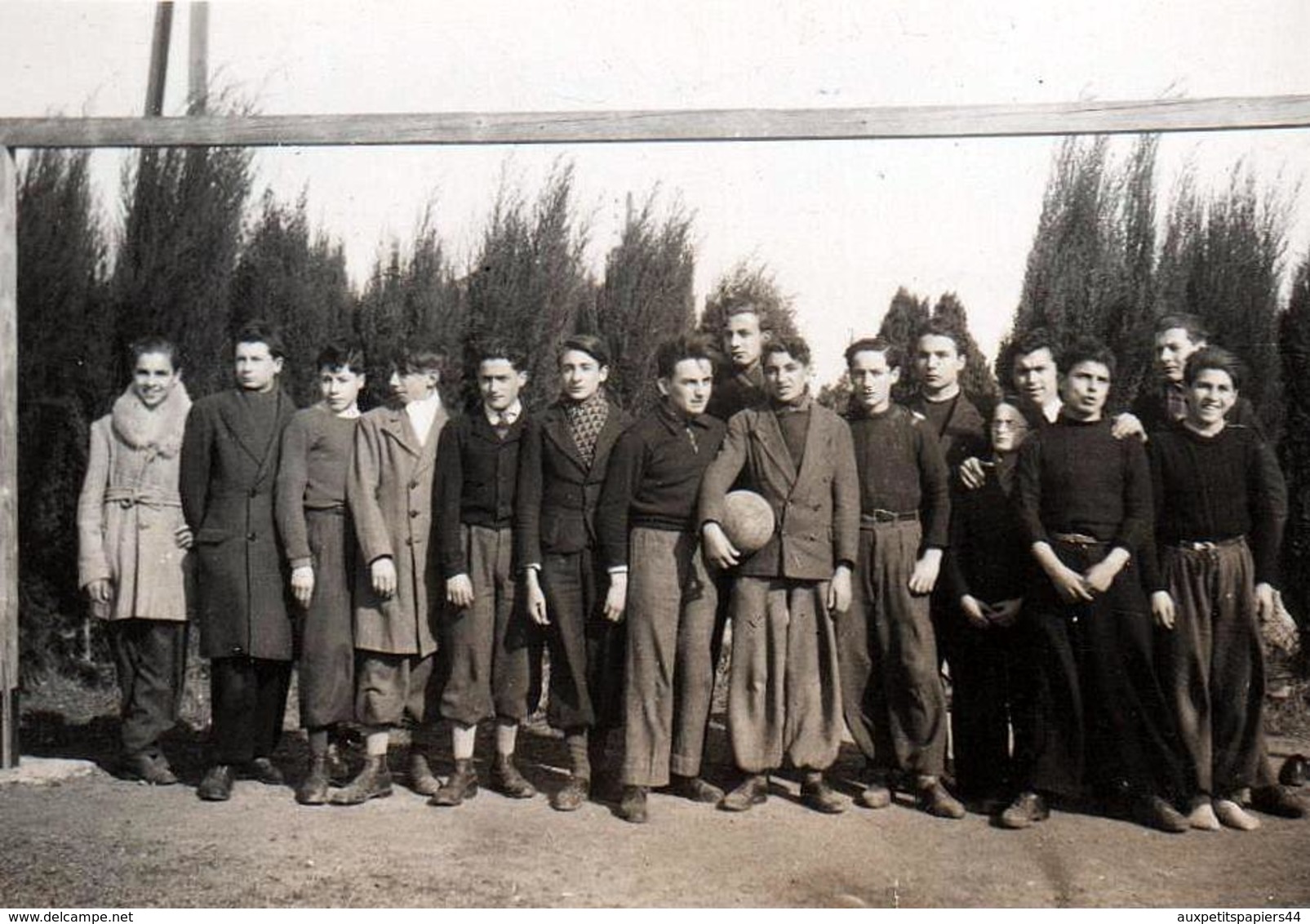 Photo Originale Equipe De Football Amateur & Pantalons De Golfeurs Vers 1930/40 ( Marseille ? ) - Sports