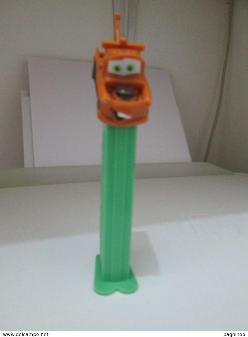 PEZ Dispenser No 19 - Pez