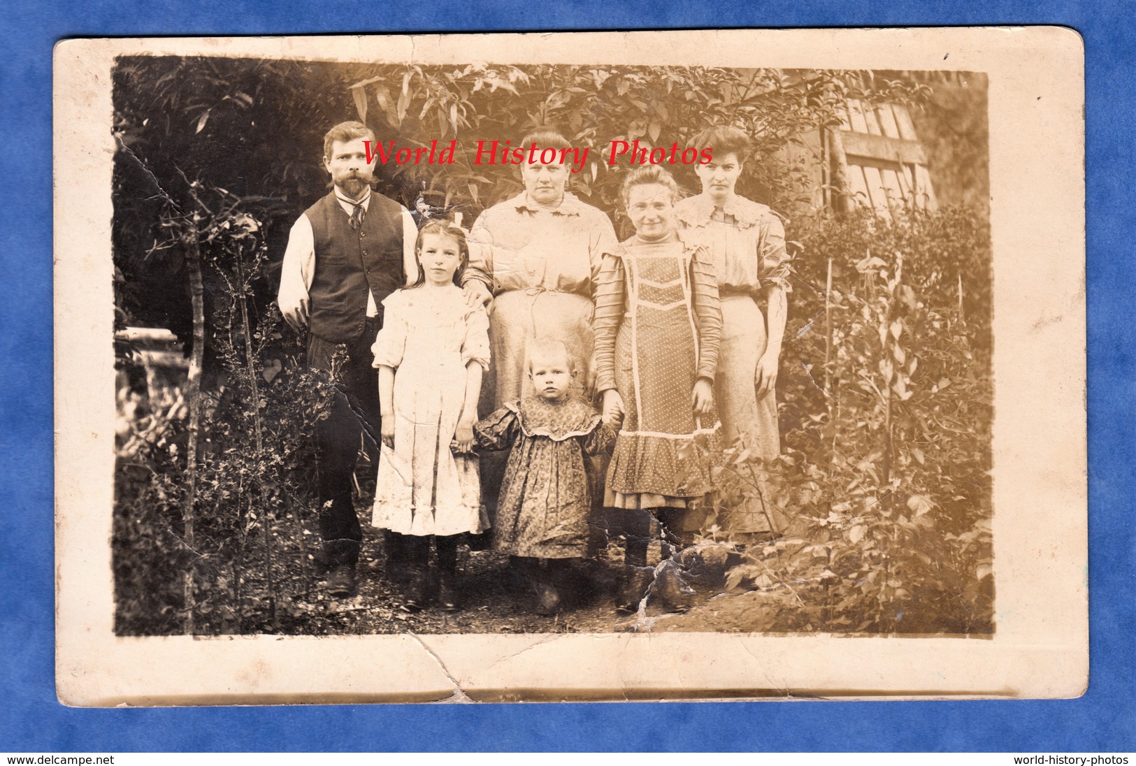 CPA Photo - TRONVILLE En BARROIS - Beau Portrait D'une Famille à Identifier - Homme Femme Enfant Meuse - Autres & Non Classés