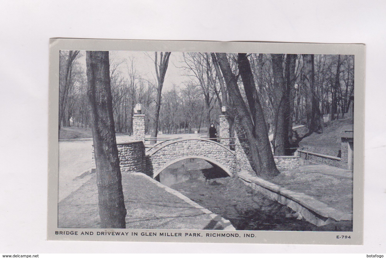 CPA PHOTO RICHMOND, BRIDGE AND DRIVEWAY IN GLEN MILLER PARK - Richmond