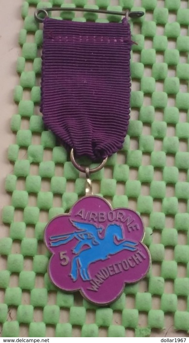 Medaille / Medal - Medaille Politie Sport Ver. Renkum Airborne Wandeltocht 5. - Police & Gendarmerie