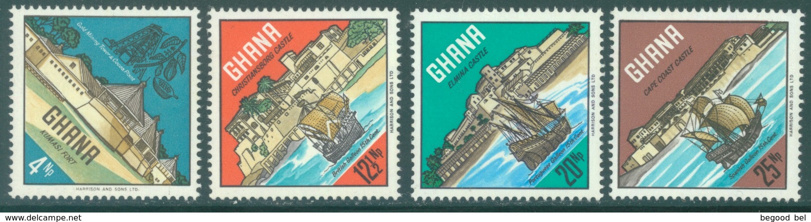 GHANA - 1967 - MNH/** - CASTLES  - Yv 274-277 - Lot 19088 - Ghana (1957-...)