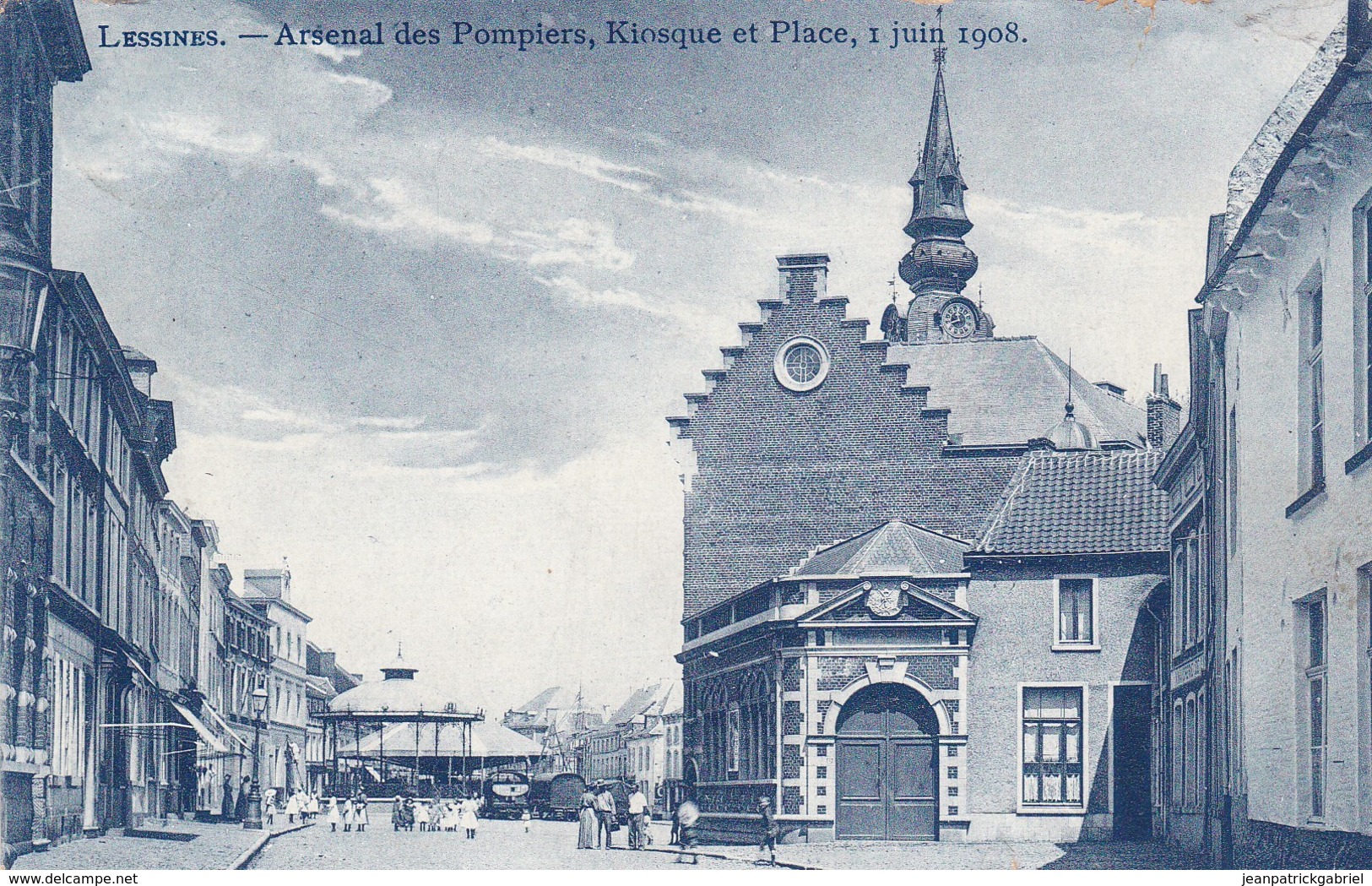 119 Lessines Arsenal Des Pompiers Kiosque Et Place 1 Juin 1908 - Pompieri