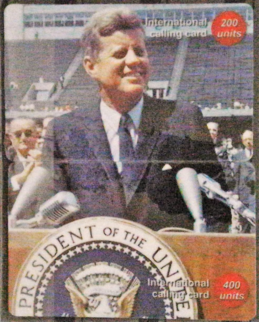 John F. Kennedy - 1 Puzzle From 2 Cards  RARE!!! - Personnages