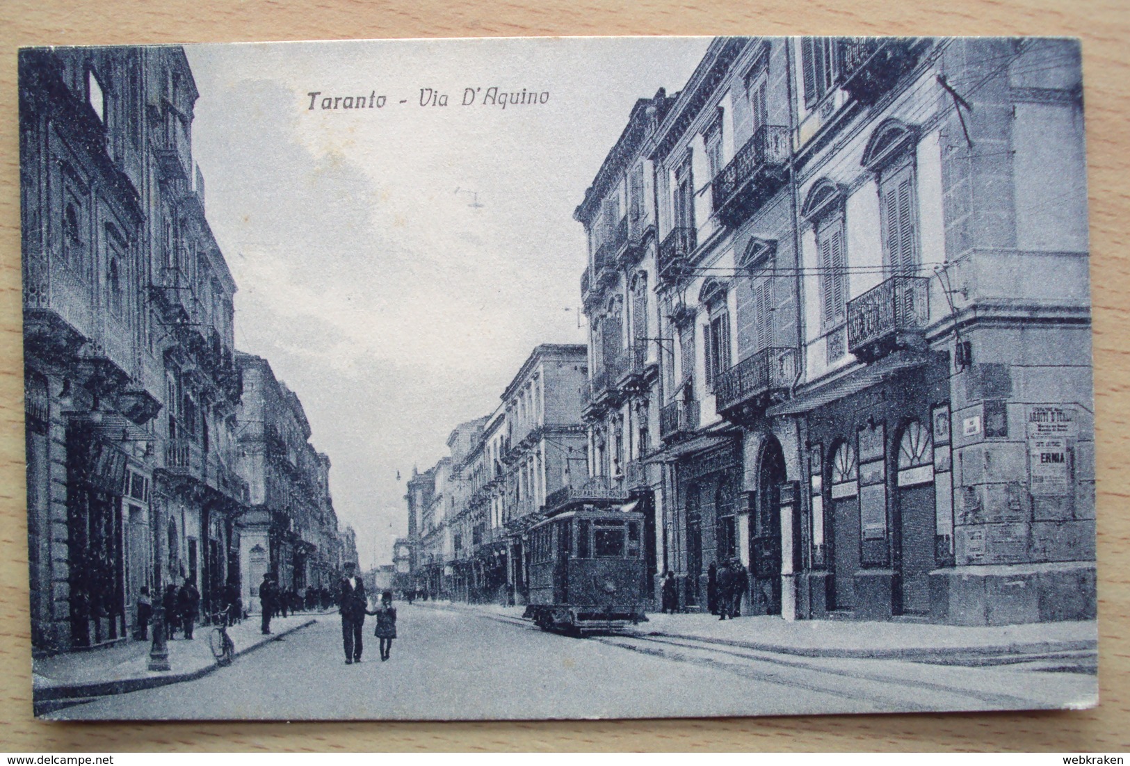 PUGLIA CARTOLINA TARANTO VIA D'AQUINO TRAM TRAMVIA IN PRIMO PIANO  BELLA FORMATO PICCOLO - Taranto