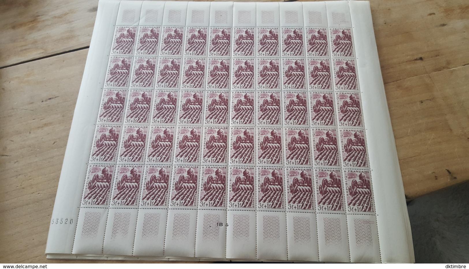 LOT 442984 TIMBRE DE FRANCE NEUF** LUXE N°823 FEUILLE COMPLETE - Fogli Completi