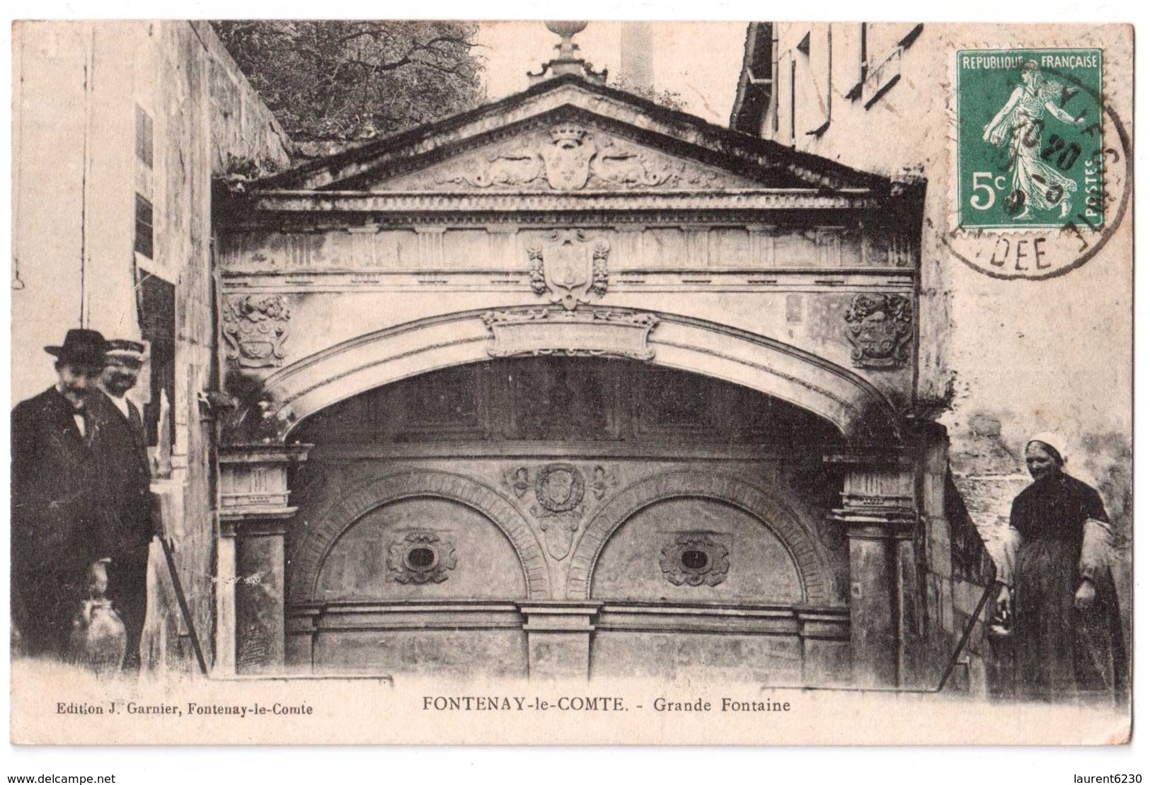 Fontenay-le-Comte - Grande Fontaine - édit. J. Garnier  + Verso - Fontenay Le Comte