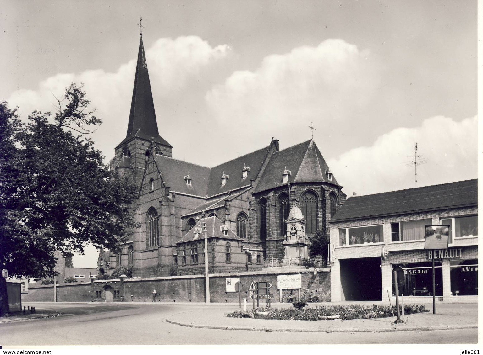 Veerle Kerk O.L.Vr. In De Wijngaard - Laakdal