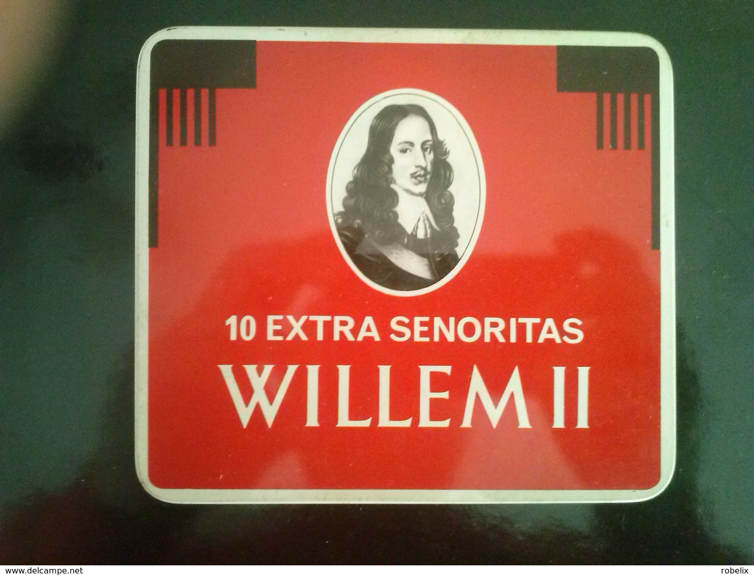 "WILHELM II"  -10 Extra Senoritas  -Made In Holland -Empty Cigarette  Metal  Box,  Around 1960 (12.5x11 Cm) - Zigarettenetuis (leer)