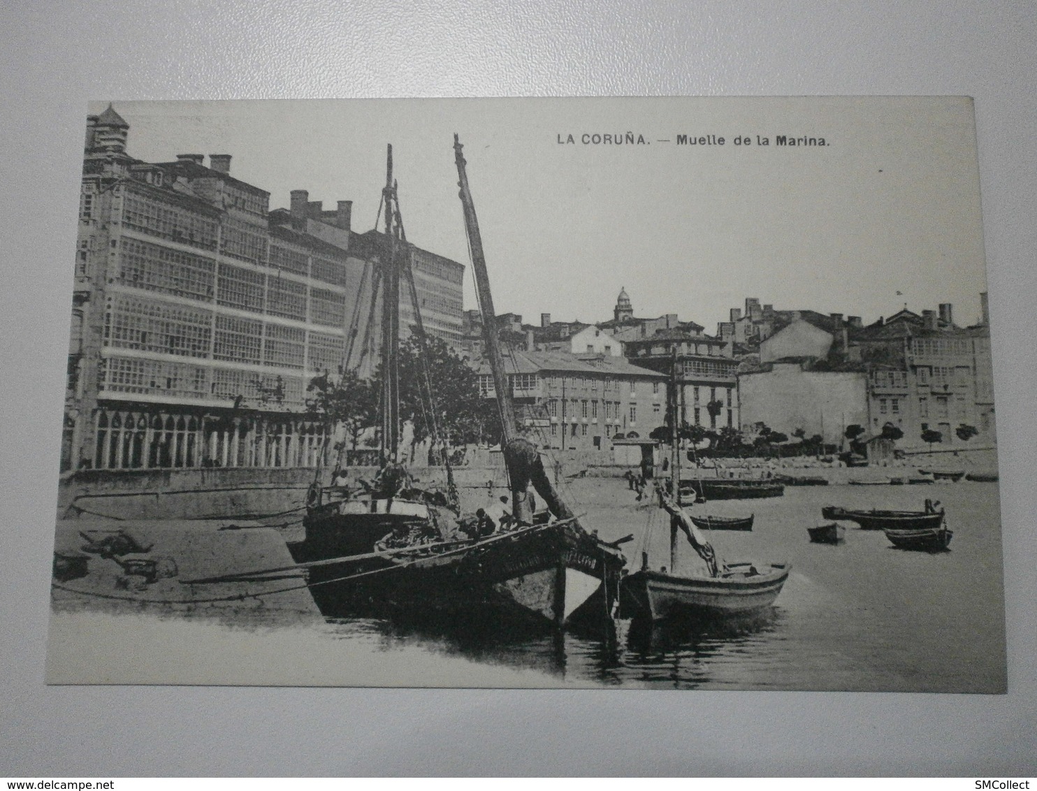 Espagne. La Coruna, Muelle De La Marina (8101) - La Coruña