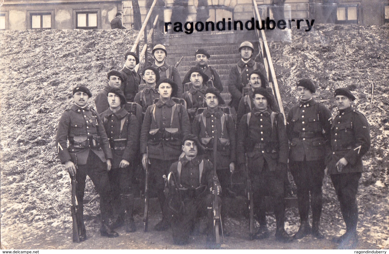 CPA PHOTO - POLOGNE - TESCHEN -CIESZYN - MILITARIA - 15è BCA QUARTIER ST CHARLES JZOLIRE Conflit POLOGNE TCHECOSL 1920 - Pologne