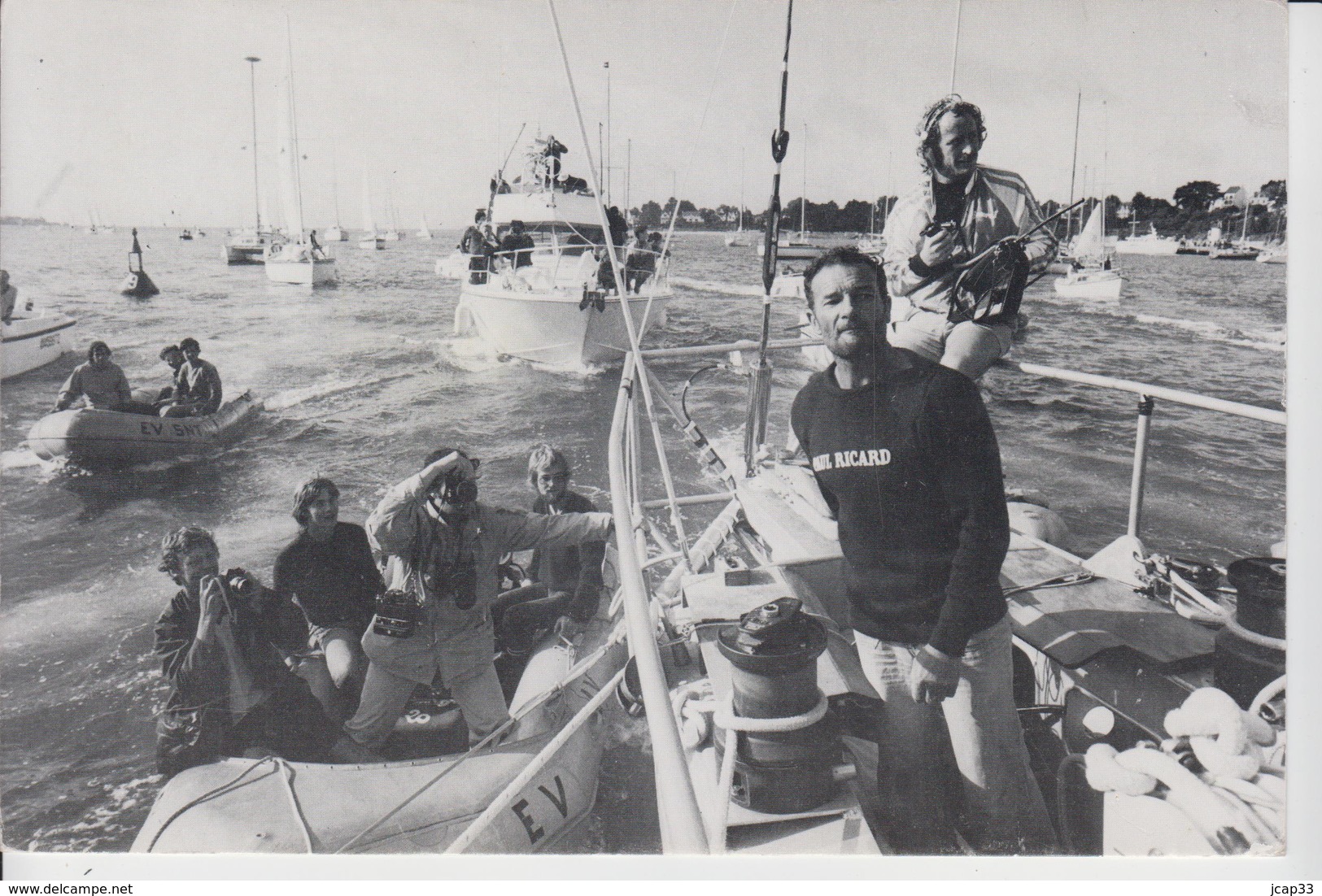 TABARLY : RECORD BATTU - PHOTO PEN DUICK - SYGMA - La Trinité Sur Mer 3 AOUT 1980  - - Autres & Non Classés