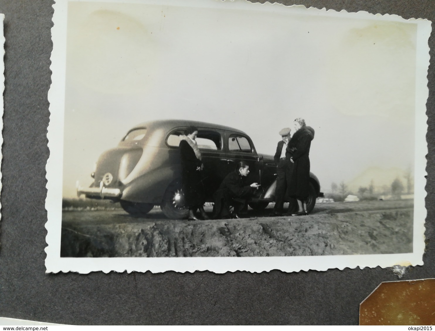 150  PHOTOS ORIGINALES NOIR-BLANC ANNÉES 1950 ET ANTÉRIEURES DONT DEUX ALBUMS DE FAMILLE DE BELGIQUE