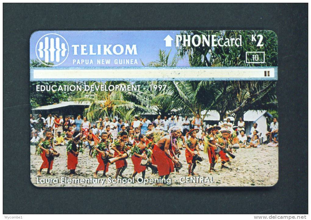 PAPOUASIE NOUVELLE GUINEE/PAPUA NEW GUINEA  -  Optical Phonecard As Scan - Papua New Guinea