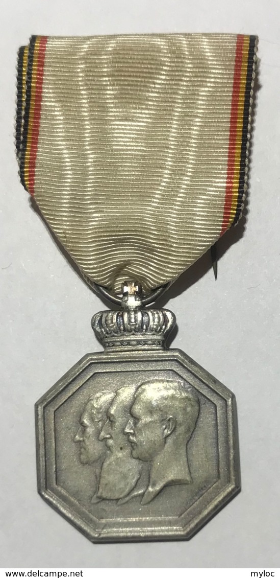 Militaria. Médaille Décoration Belge. Médaille Commémorative Du Centenaire 1830-1930 - Belgique